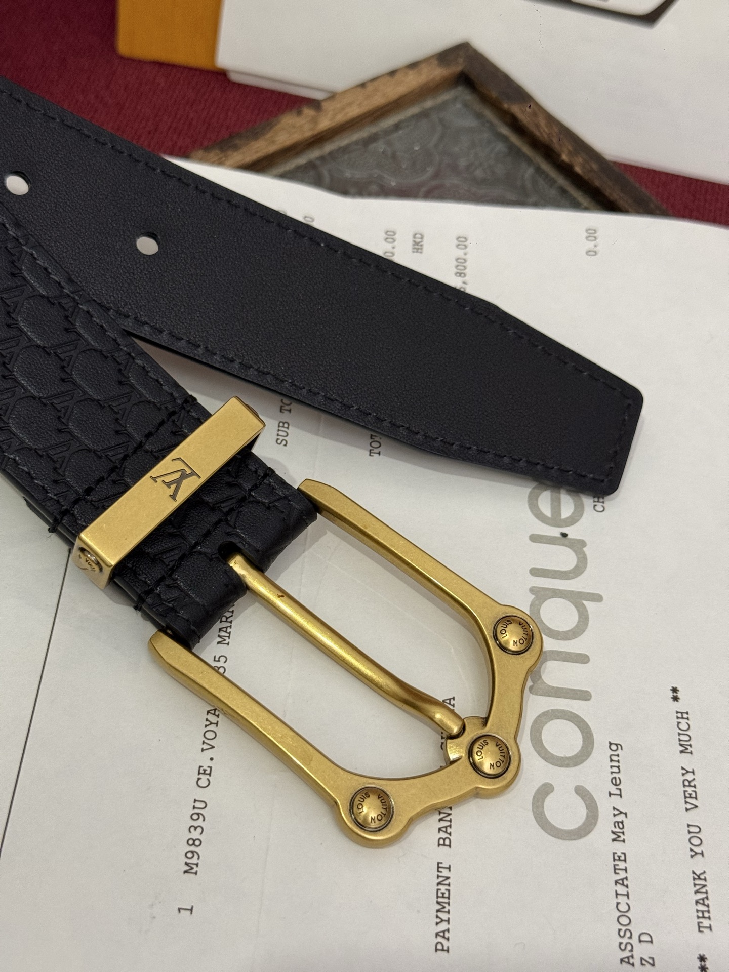 The Frog 3.5mm Reversible Belt in Crocodile是一款优雅且富有感