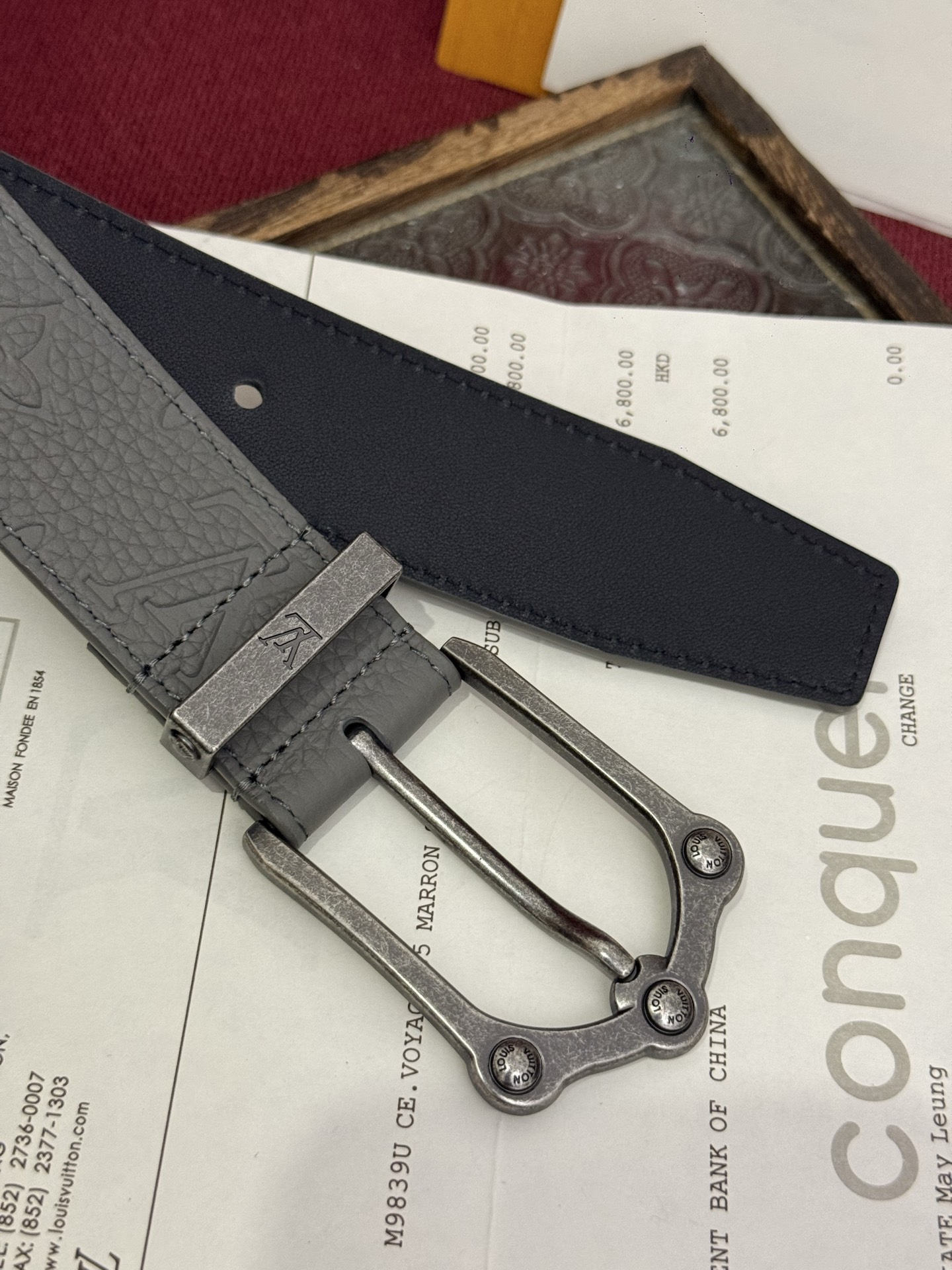 The Frog 3.5mm Reversible Belt in Crocodile是一款优雅且富有感
