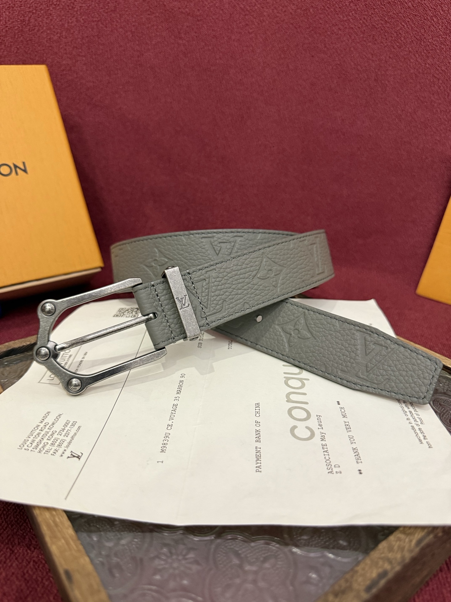The Frog 3.5mm Reversible Belt in Crocodile是一款优雅且富有感