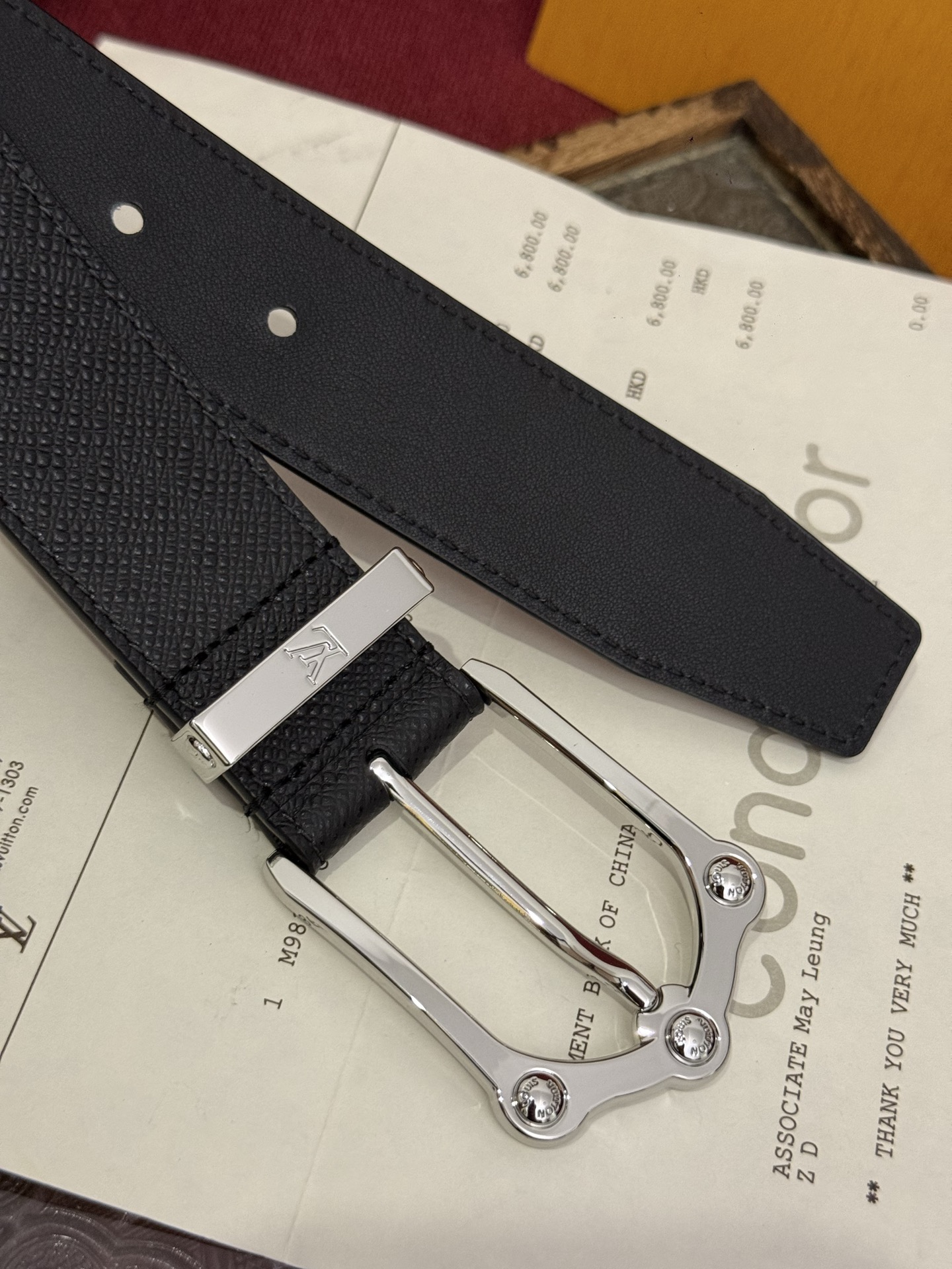 The Frog 3.5mm Reversible Belt in Crocodile是一款优雅且富有感
