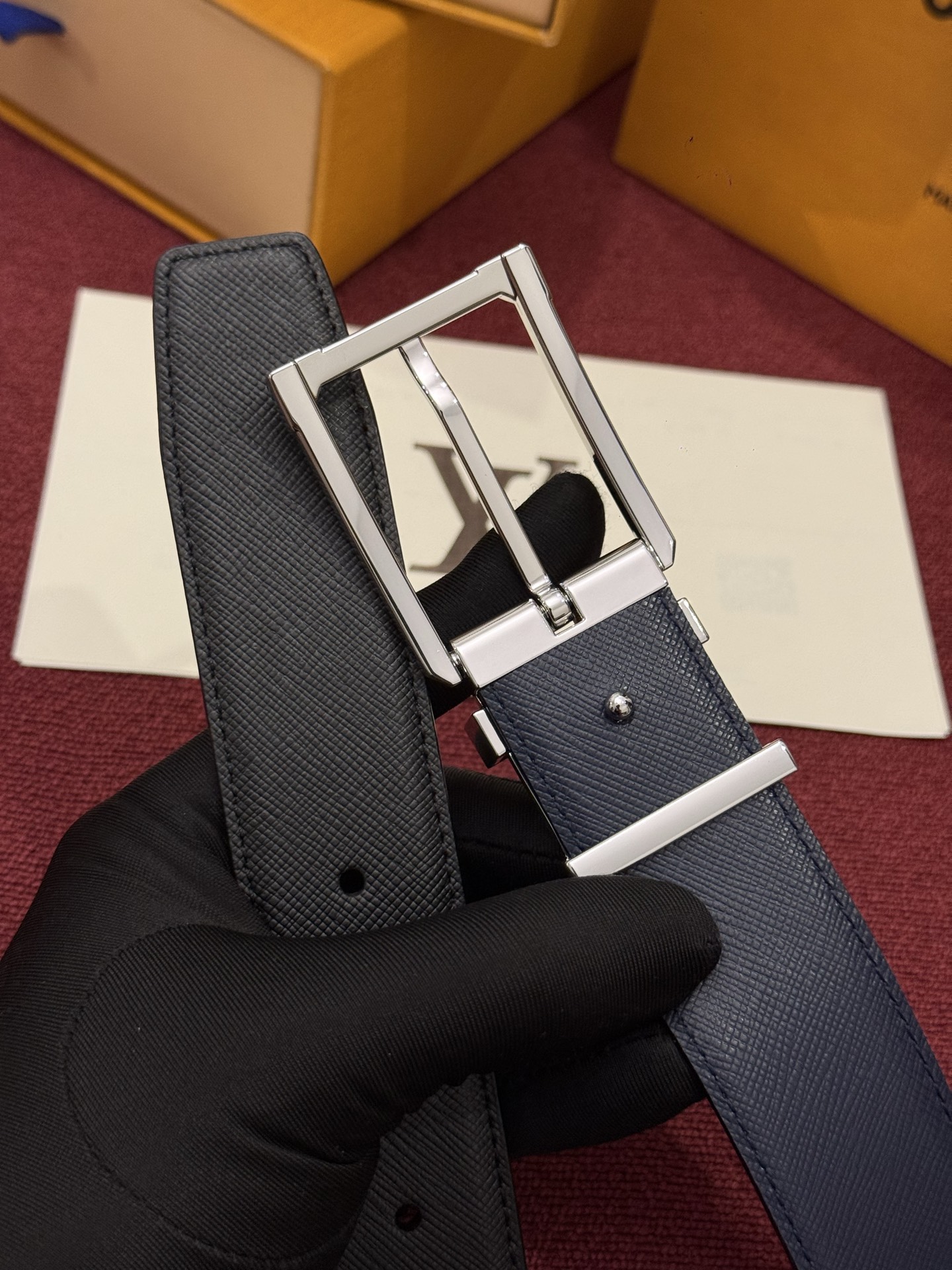 Louis Vuitton Men Taurillon Leather Belt