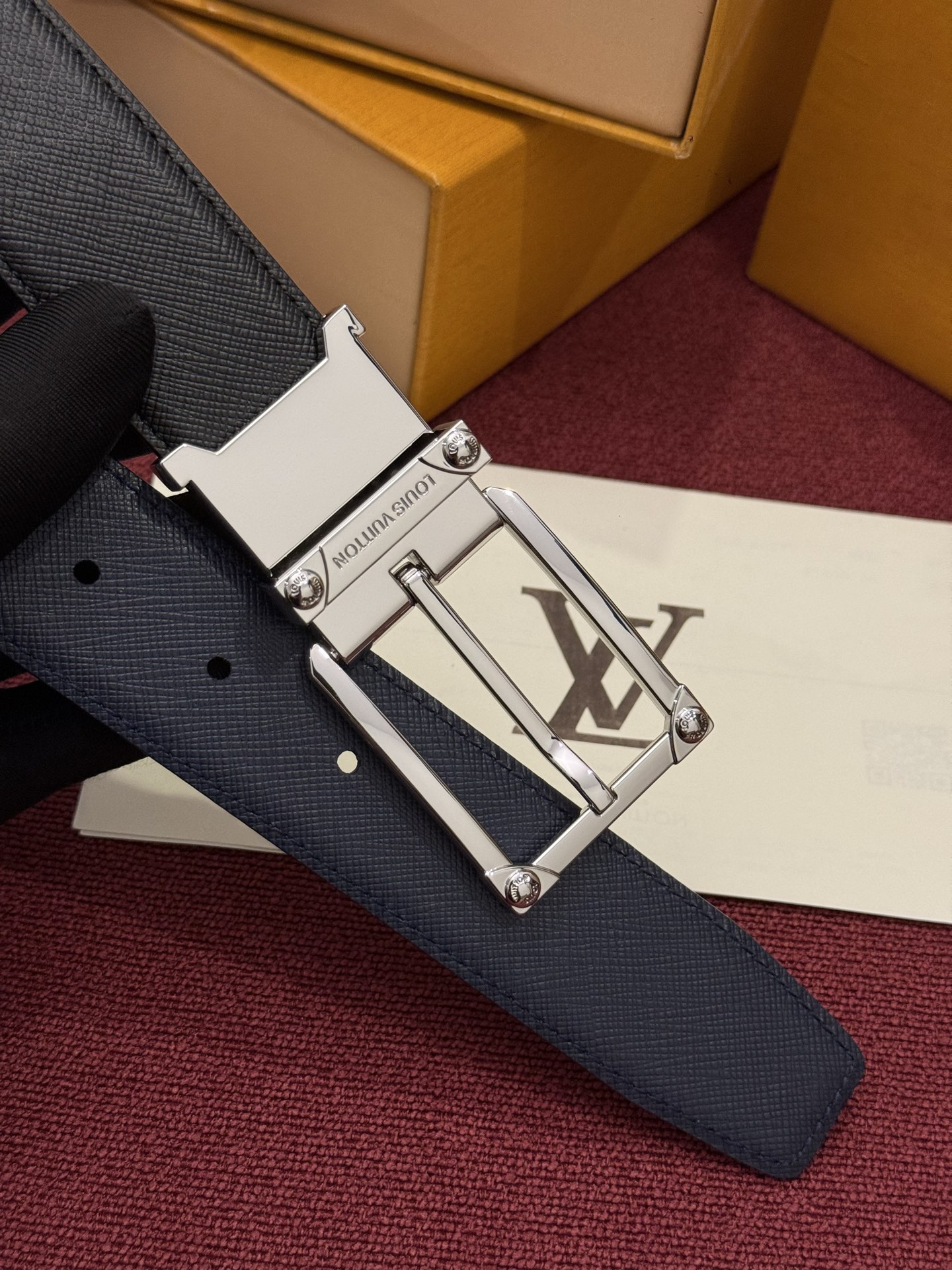 Louis Vuitton Men Taurillon Leather Belt