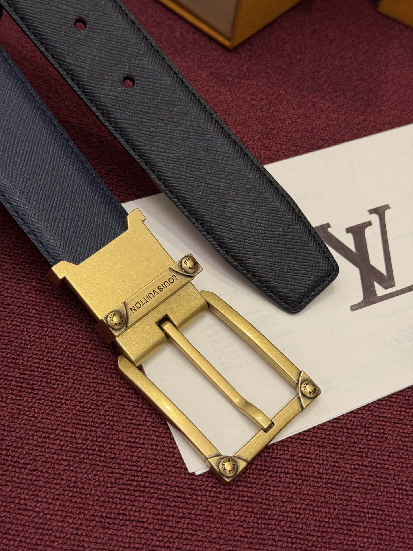 Louis Vuitton Men Taurillon Leather Belt