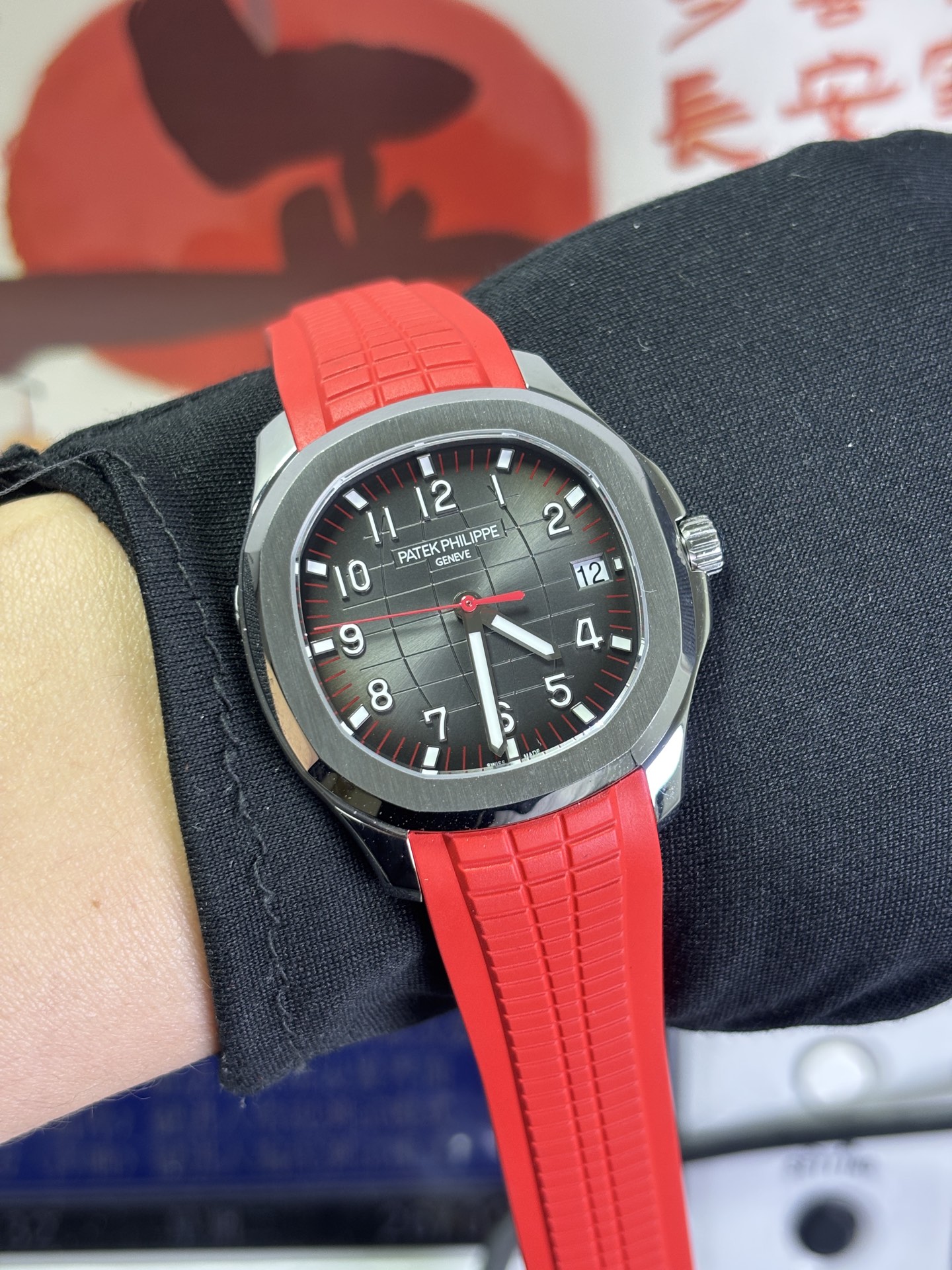 NO:945086,3k grenade 5161A Singapore series,198609093k 手雷5161A新加坡系列,,Watch