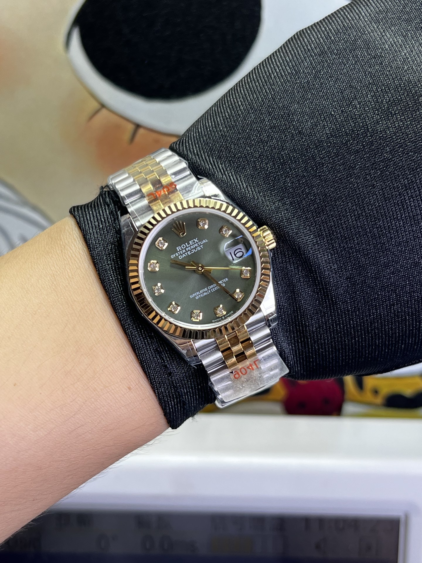 NO:944249,GS log 31mm gold diamond green surface,19860909GS 日志31mm 间金钻绿面,,Watch