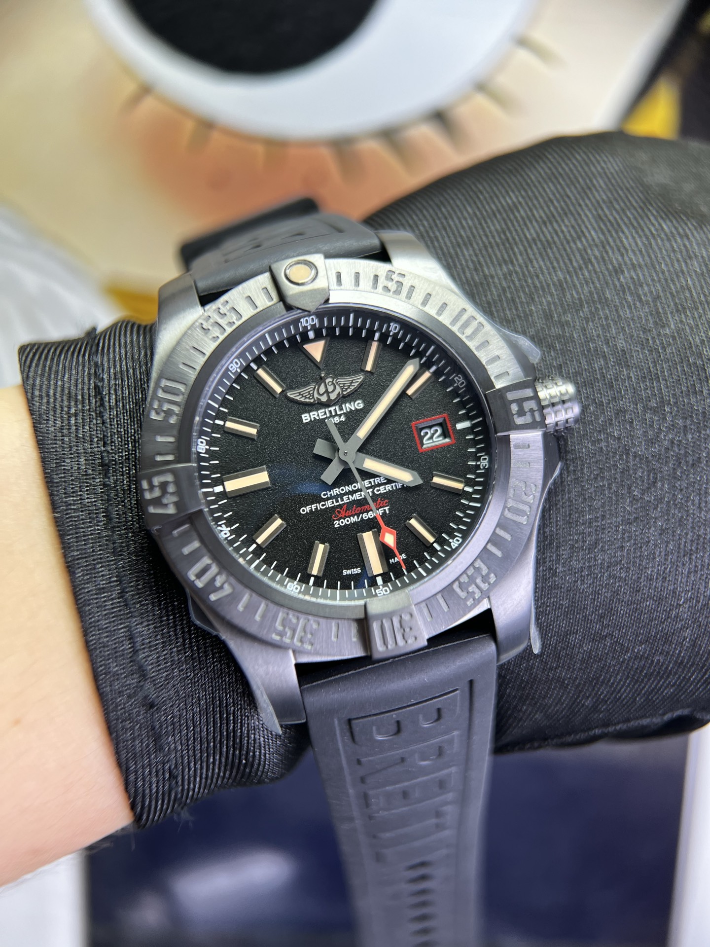 NO:945626,Breitling avenger blackbird,breitling19860909百年灵复仇者 黑鸟,,breitling,Watch