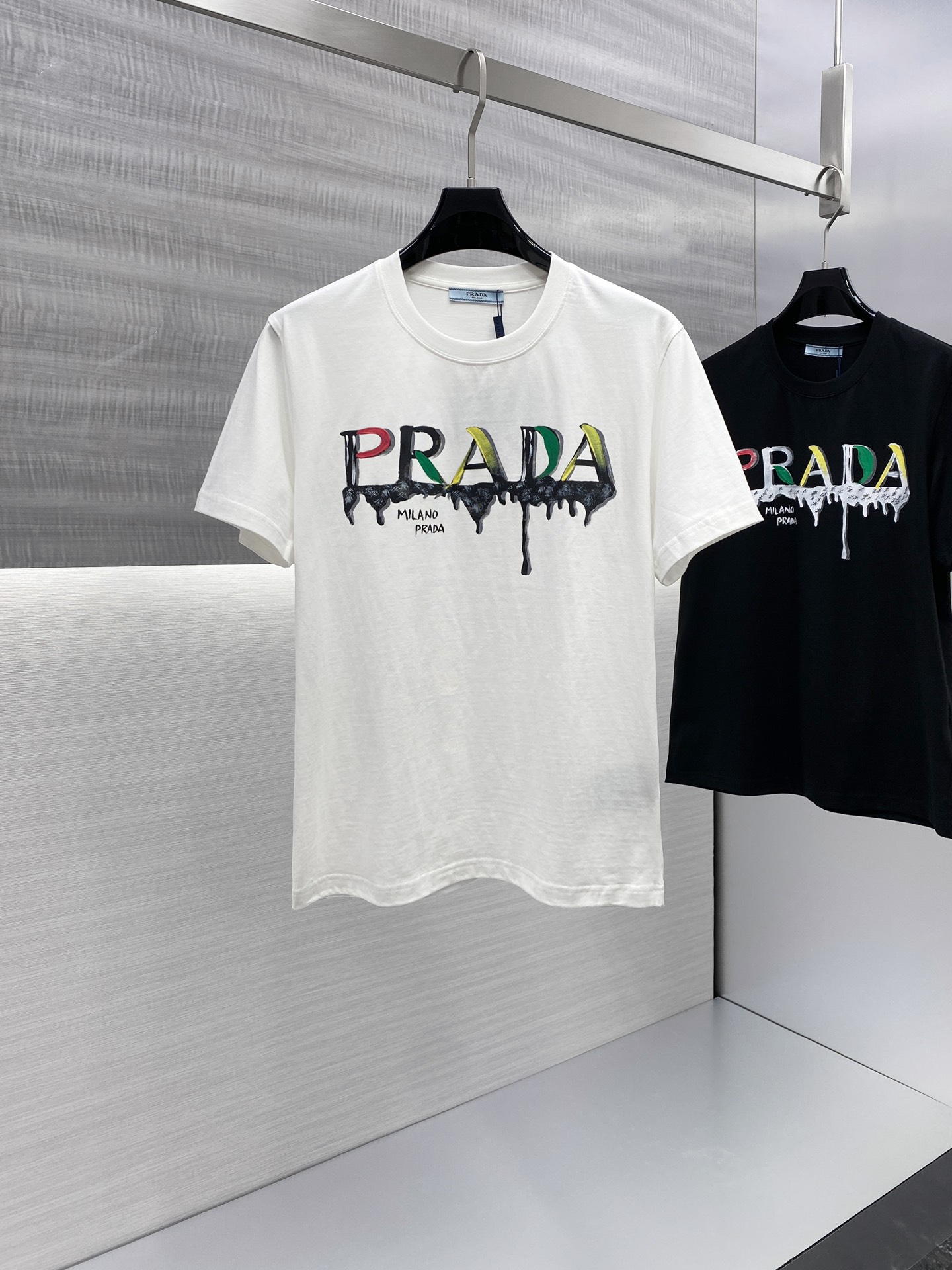 Prada Clothing T-Shirt Spring/Summer Collection Fashion Short Sleeve