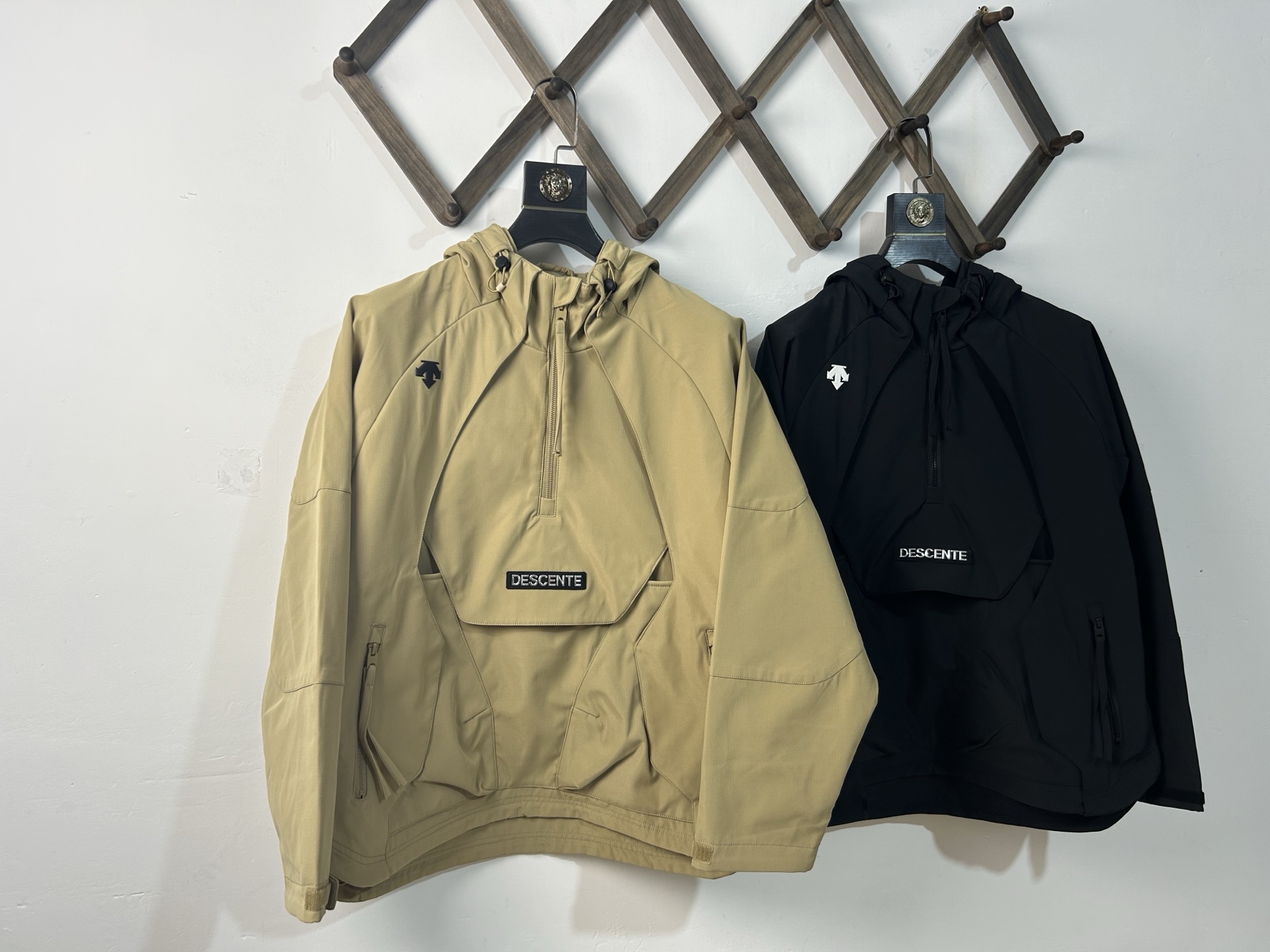 Descente Softshell Fleece-Lined Pullover Jacket - Windproof and Warm