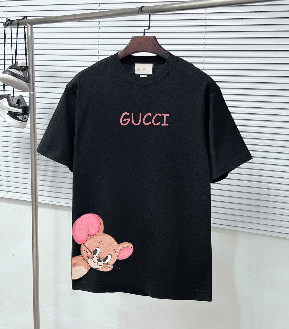 GU Gucci 24ss Camiseta de manga corta con cuello redondo y estampado, nuevo diseño de moda creado por el maestro. Prima…