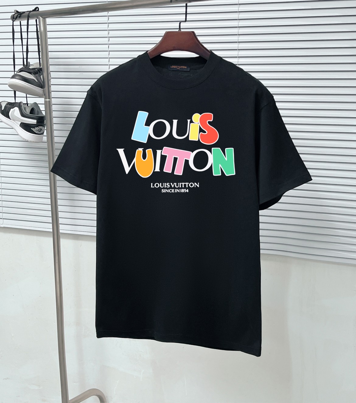 Louis Vuitton Clothing T-Shirt Black White Printing Unisex Cotton Spring/Summer Collection Fashion Short Sleeve