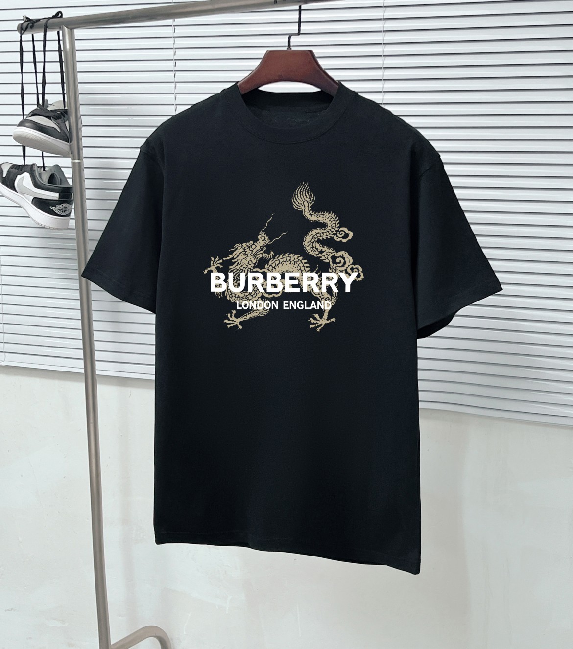 BUR巴宝莉 24ss camiseta de cuello redondo de manga corta con estampado nuevo de marca de moda diseñada por maestro, última…