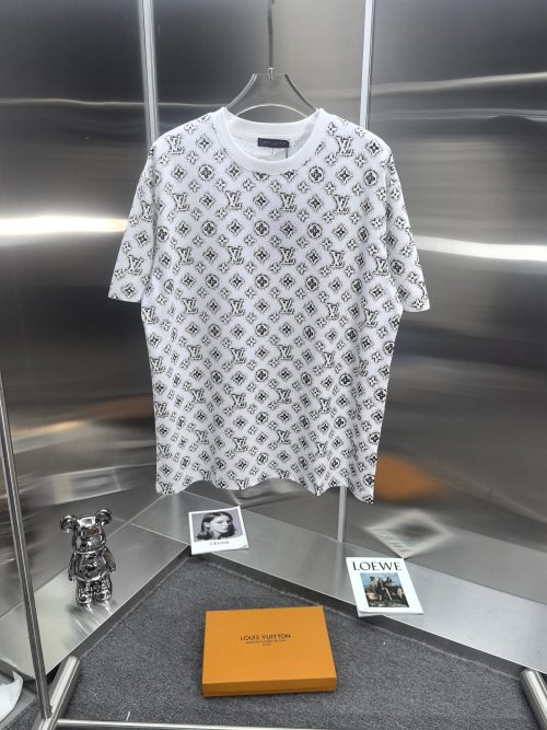 Louis Vuitton Monogram Cotton Short Sleeve T-Shirt - Unisex Style