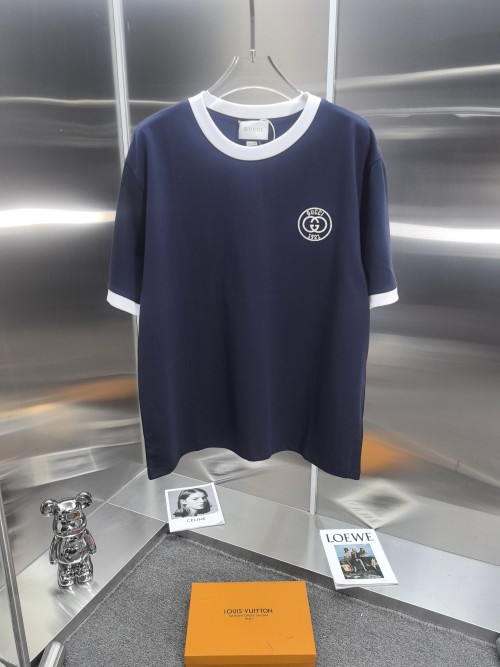 Elegante Camiseta Gucci de Algodón con Logo Bordado para Hombre 1 Elegante Camiseta Gucci de Algodón con Logo Bordado para Hombre