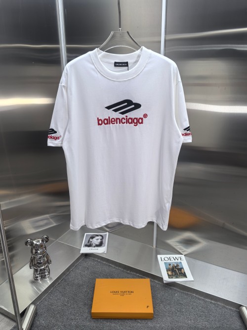 Balenciaga 24SS 3B Logo Ski T-Shirt, Embroidered Cotton Tee, Unisex Style 1 Balenciaga 24SS 3B Logo Ski T-Shirt, Embroidered Cotton Tee, Unisex Style
