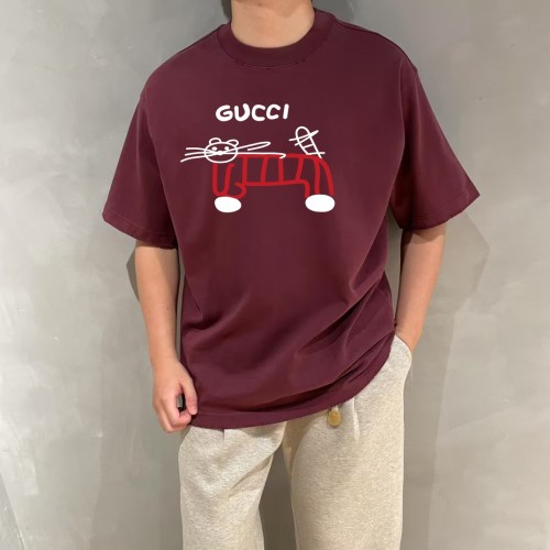 Gucci 25SS Designer Graphic Print Crew Neck T-Shirt - Unisex Cotton Tee 1 Gucci 25SS Designer Graphic Print Crew Neck T-Shirt - Unisex Cotton Tee