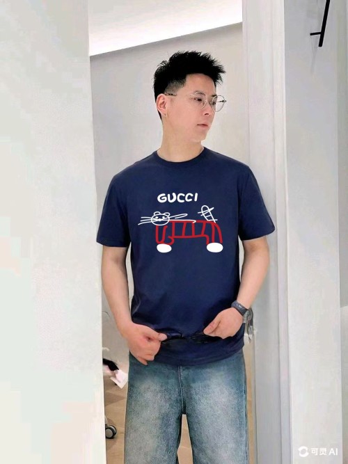 Gucci Men's Graphic Print Cotton T-Shirt - Casual Short Sleeve Tee 1 Gucci Men's Graphic Print Cotton T-Shirt - Casual Short Sleeve Tee