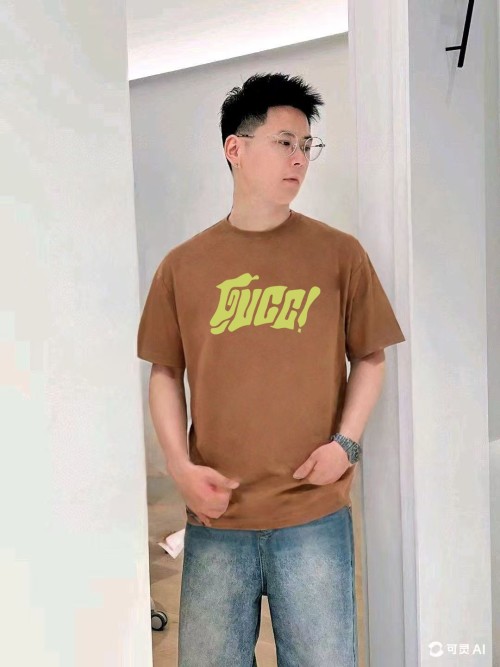 Gucci 25SS Designer Print Crew Neck Short Sleeve T-Shirt, Oversized Fit 1 Gucci 25SS Designer Print Crew Neck Short Sleeve T-Shirt, Oversized Fit