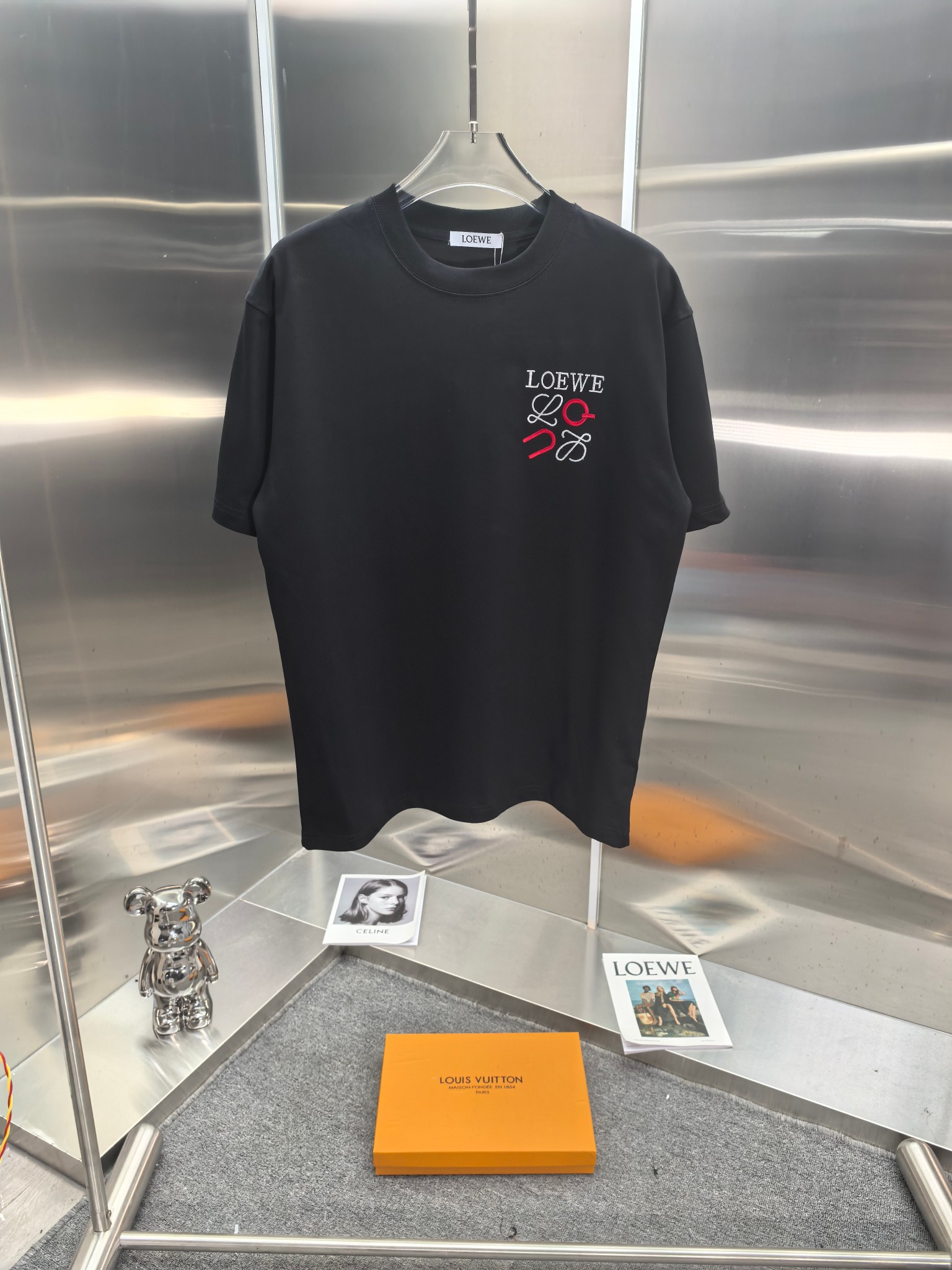Elegante Camiseta Loewe de Algodón con Logo Bordado para Hombre y Mujer