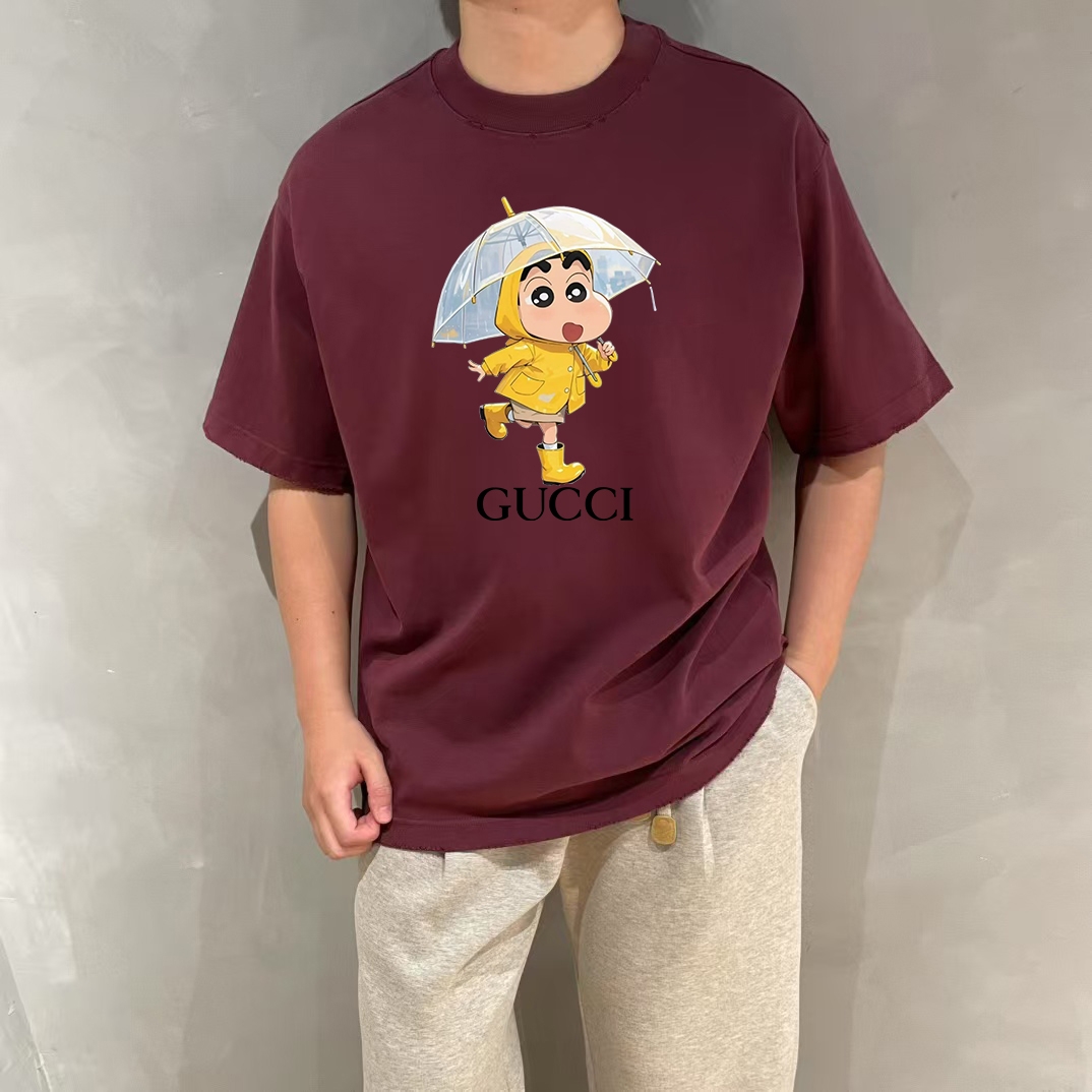 Gucci 25SS Designer Cartoon Print Crew Neck Short Sleeve T-Shirt 2 a1747141512935 8563