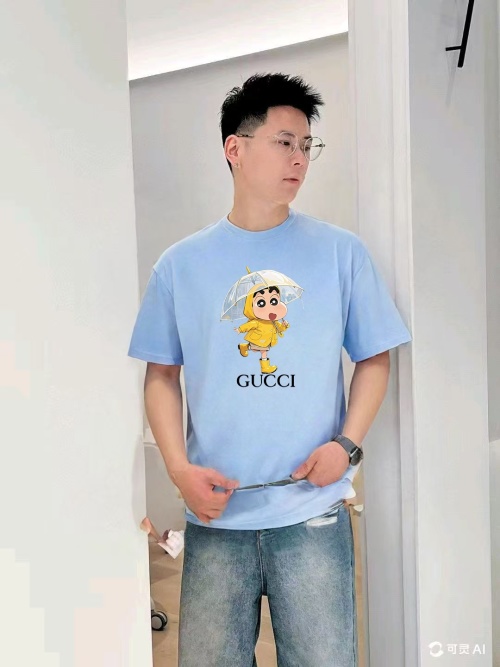 Gucci 25SS Designer Graphic Print Crew Neck T-Shirt - Unisex Style 1 Gucci 25SS Designer Graphic Print Crew Neck T-Shirt - Unisex Style
