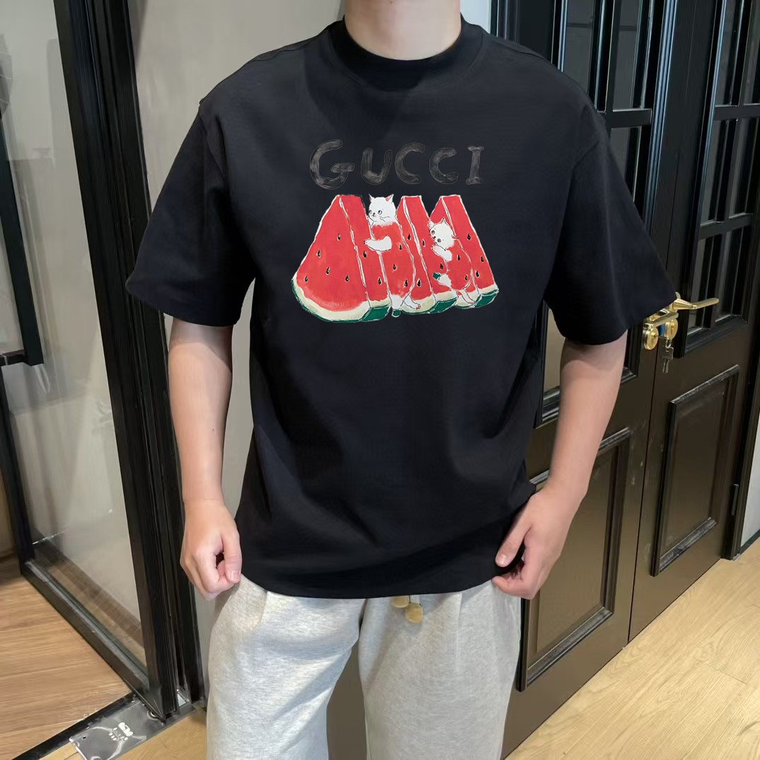 Gucci 25SS Designer Graphic Print Crew Neck T-Shirt - Unisex Essential 3 a1747143892954 8150
