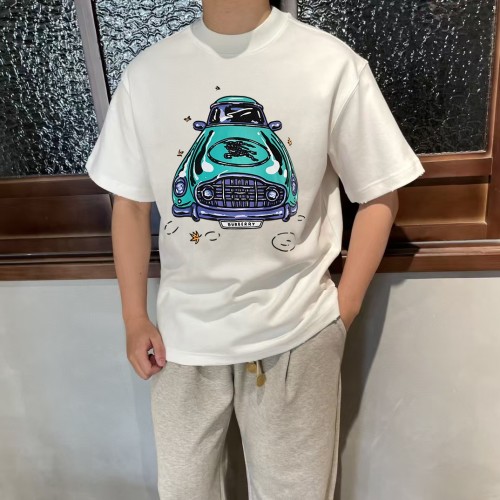 Burberry 25SS Graphic Print Crew Neck Short Sleeve T-Shirt 1 Burberry 25SS Graphic Print Crew Neck Short Sleeve T-Shirt