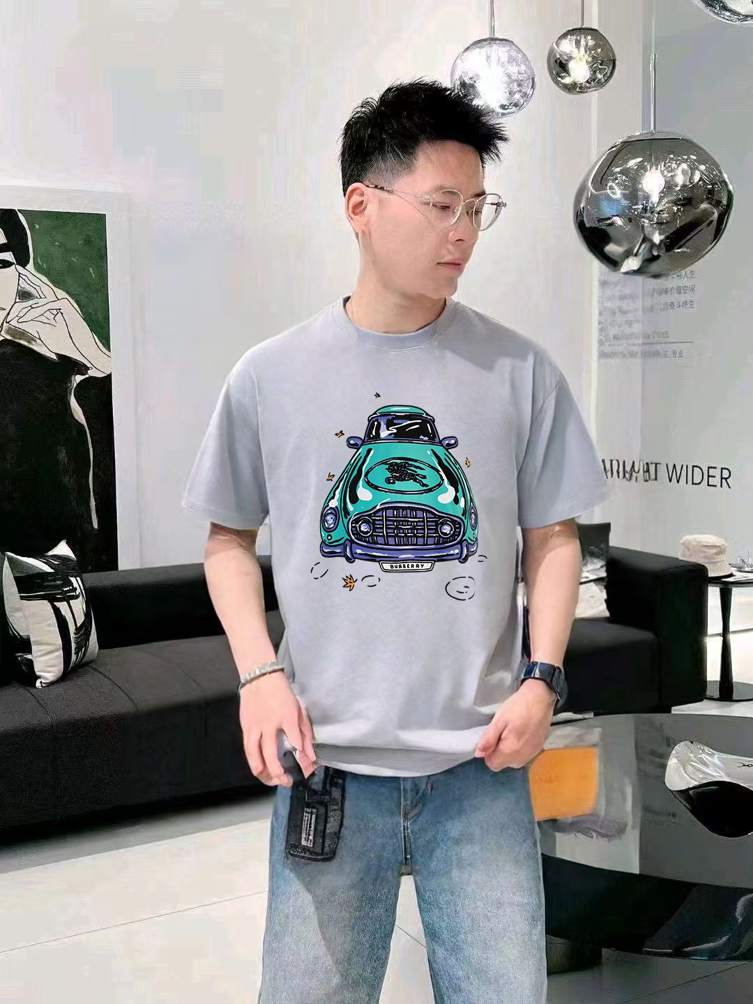 Burberry 25SS Designer Tee - Stylish Cotton Crewneck with Car Print