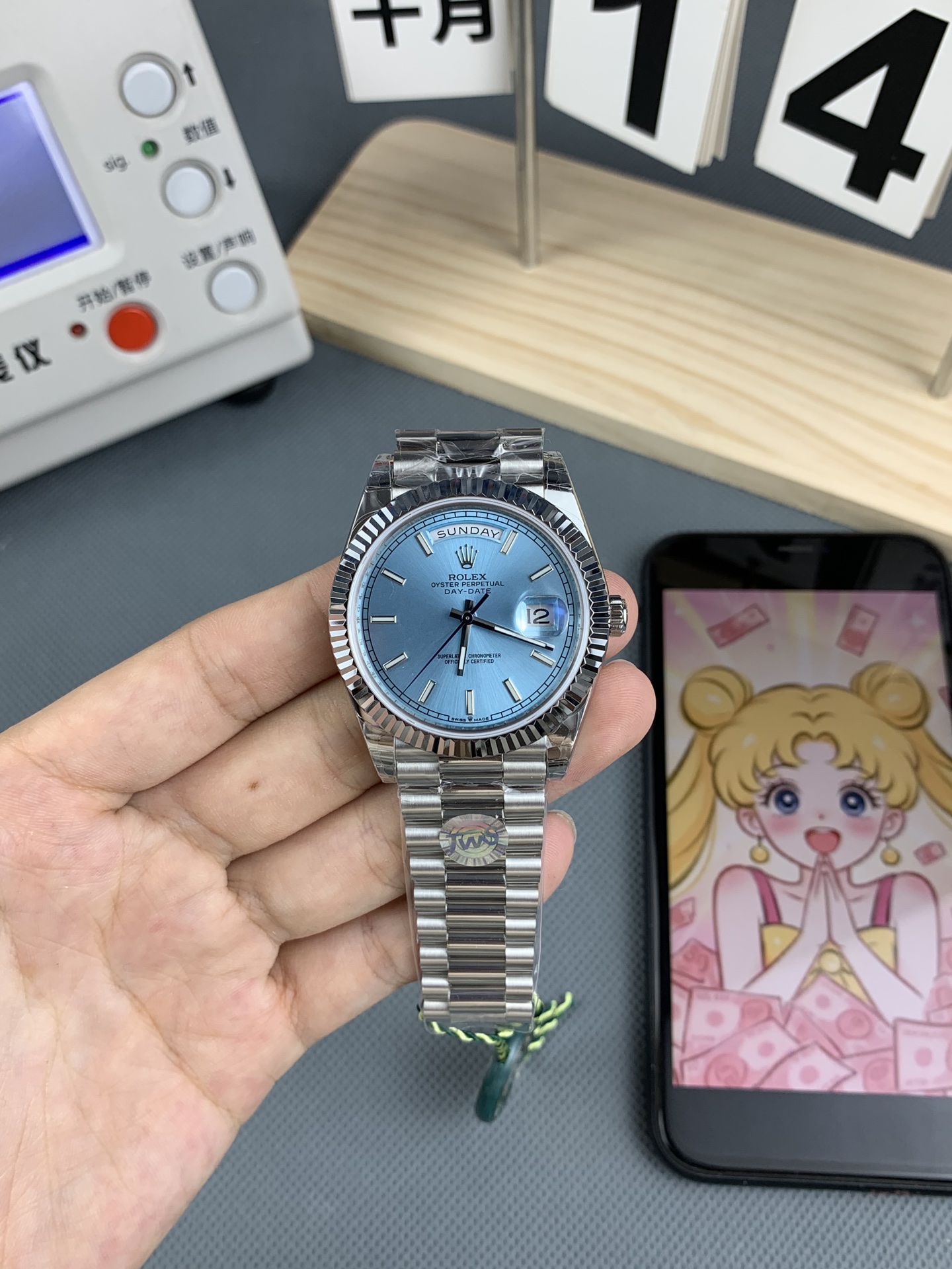 NO:553306,tws blue noodles white steel dd,19860909tws 蓝条面 白钢 dd,,Watch