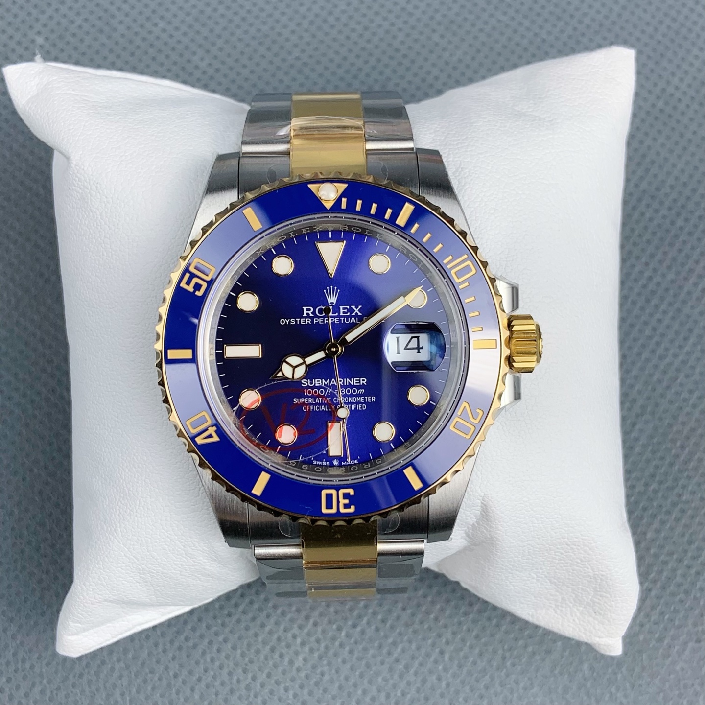 NO:641400,Vs 41 Golden Blue Ghost V2 version 186 grams,19860909Vs 41间金蓝鬼 V2版本186克,,Watch