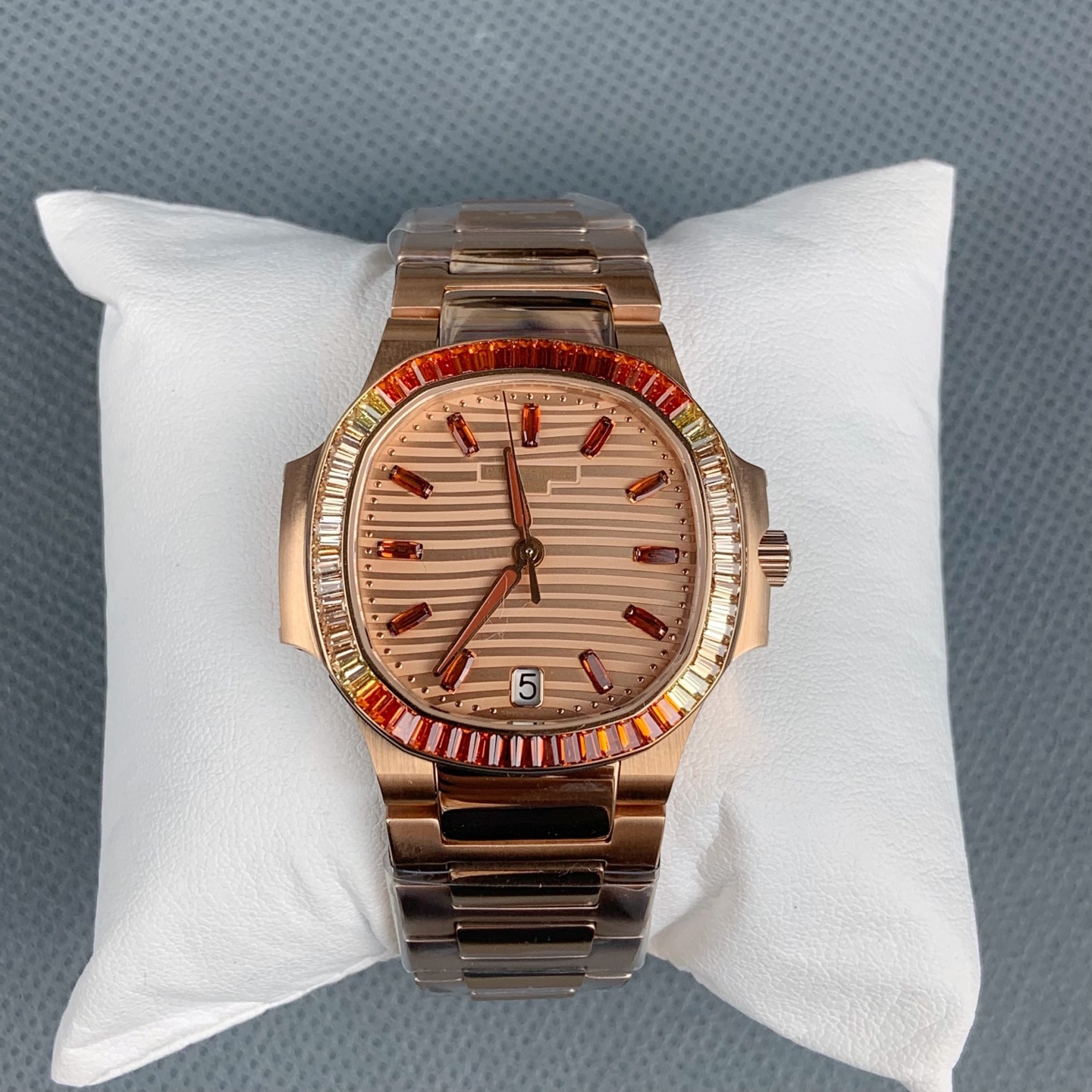 NO:641427,Gr nautilus rose gold colored treasure,19860909Gr 鹦鹉螺 玫瑰金 彩宝,,Watch