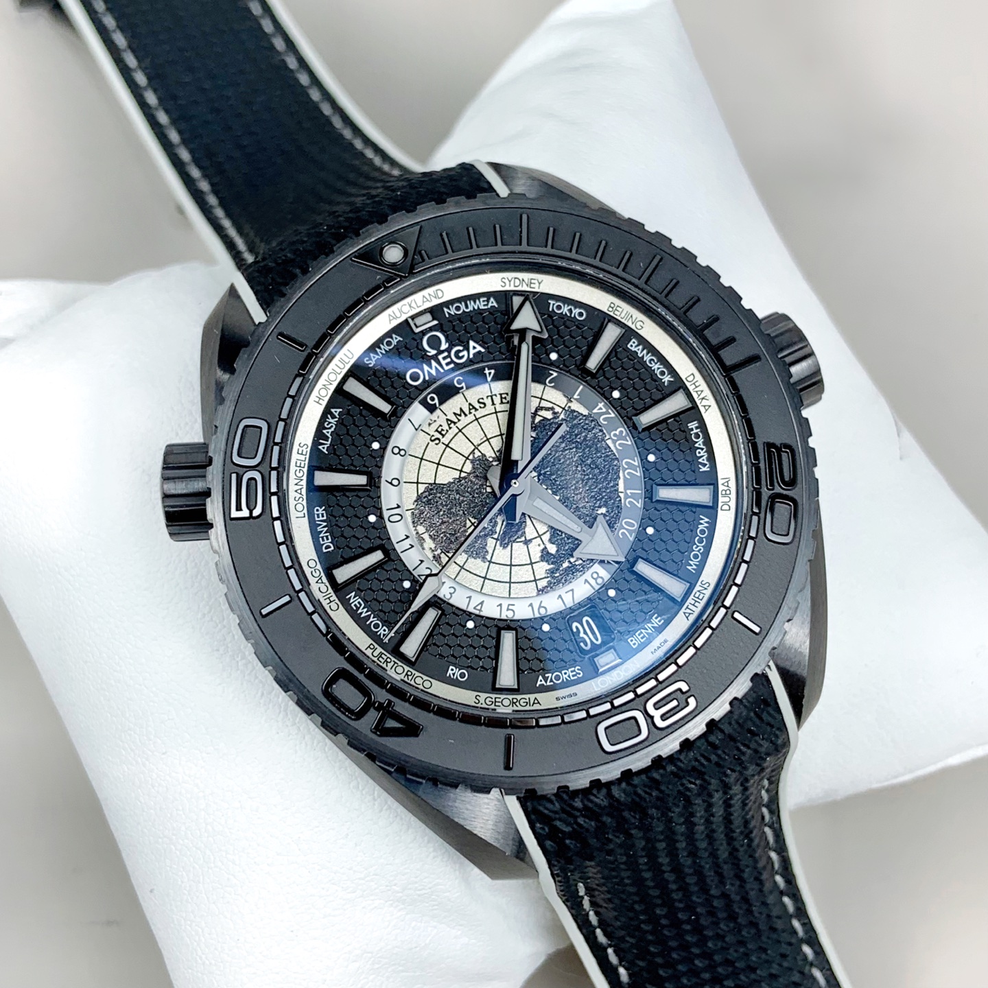 NO:670426,VS Seamaster World Time/Ceramic Case/Dark Warrior/Integrated Movement,19860909VS 海马世界时/陶瓷表壳/黑武士/一体机芯,,Watch