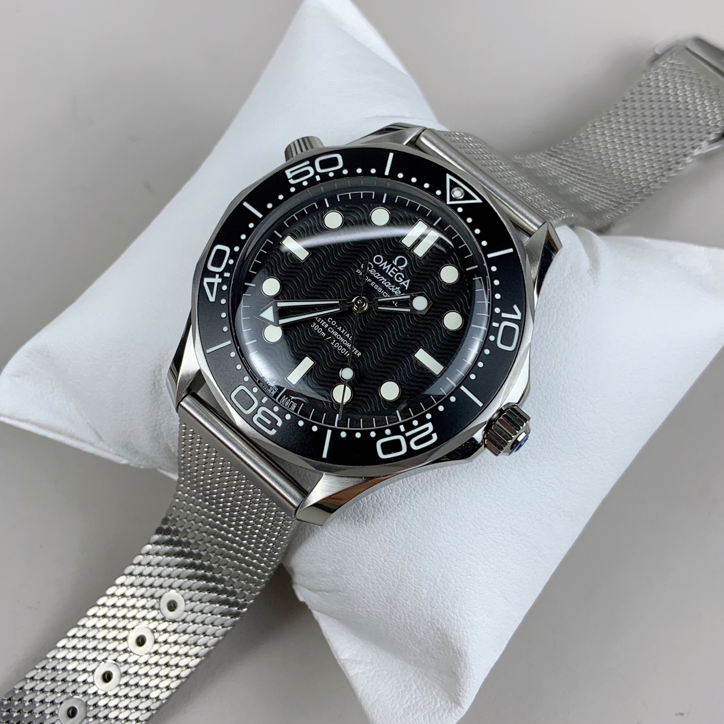 NO:726974,VS Kaiba/No Time to Die Black Steel/No Calendar,19860909VS 海马/无暇赴死 黑钢/无历,,Watch