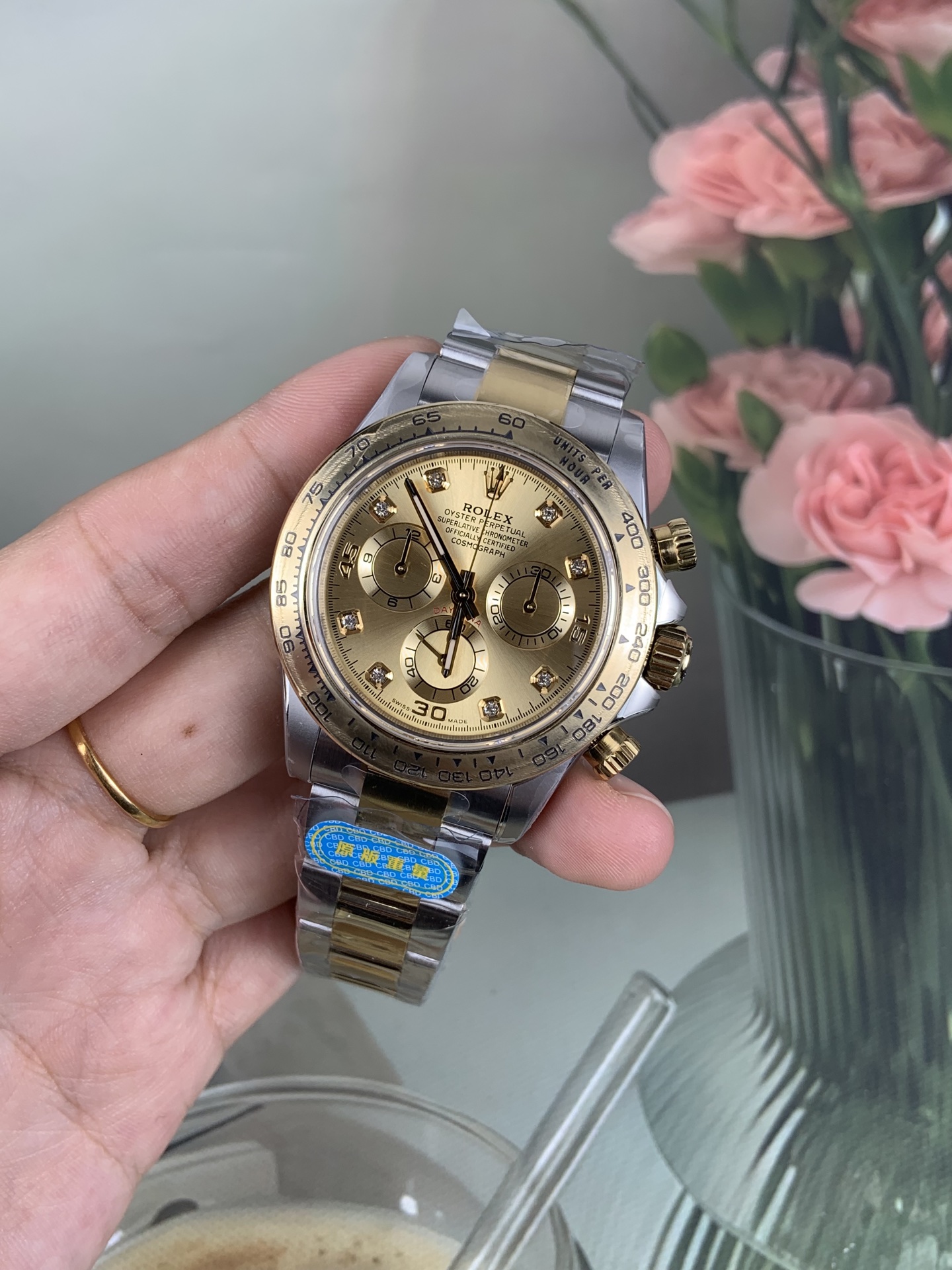 NO:728216,CBD intergold steel belt Daytona/Dandong machine/weight gram,19860909CBD 间金钢带迪通拿/丹东机/配重克,,Watch