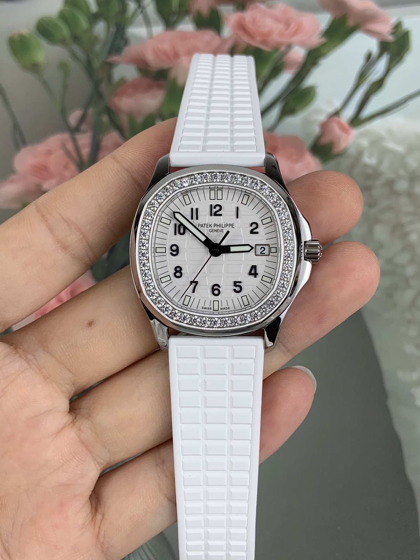 NO:821719,F Baida grenade for women/5076 diamond ring white plate/quartz,19860909F 百达手雷女款/5076钻圈白盘/石英,,Watch