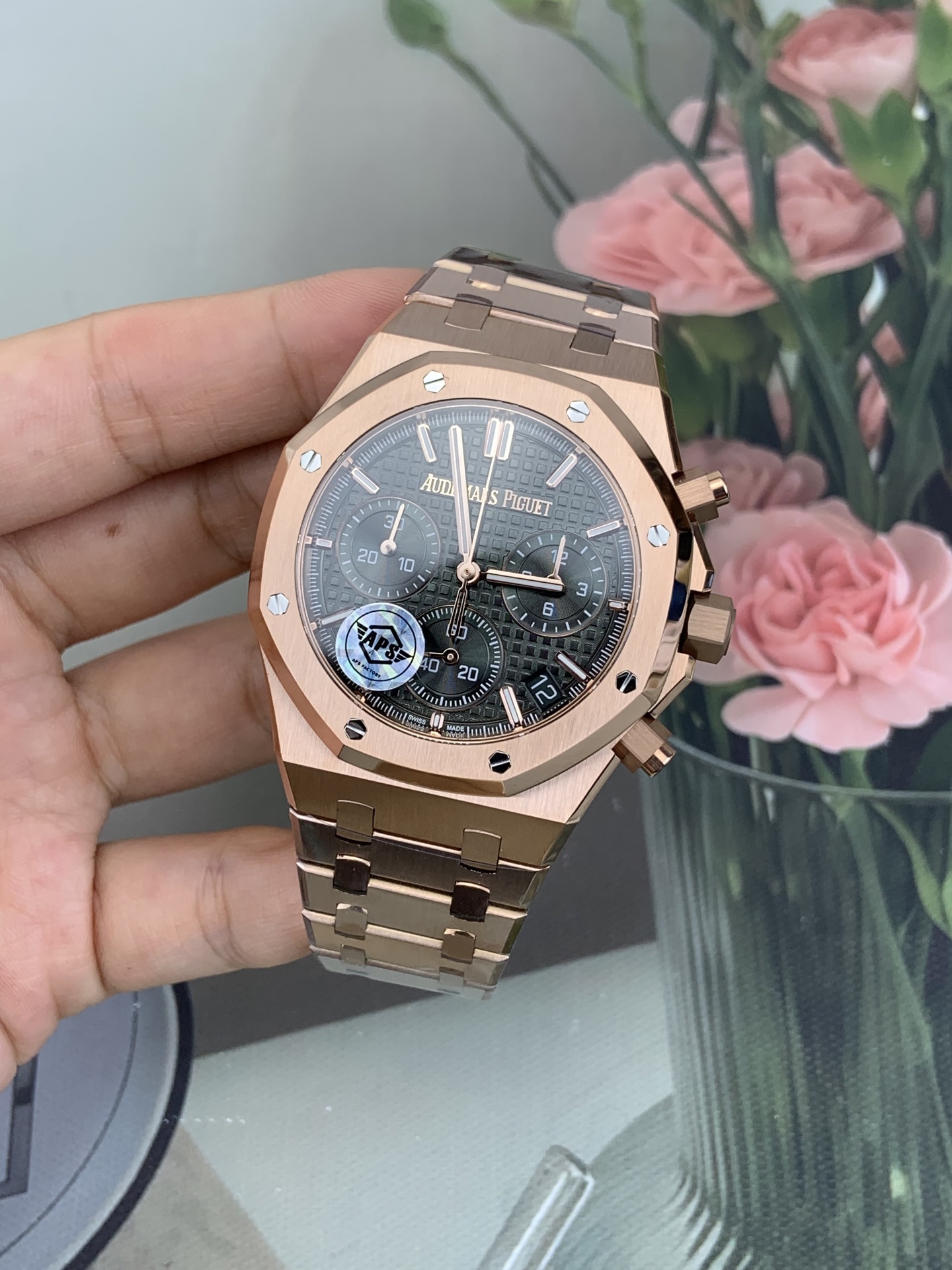 NO:821732,As Royal Oak/26240 series rose gold green plate,19860909As 皇家橡树/26240系列 玫金绿盘,,Watch