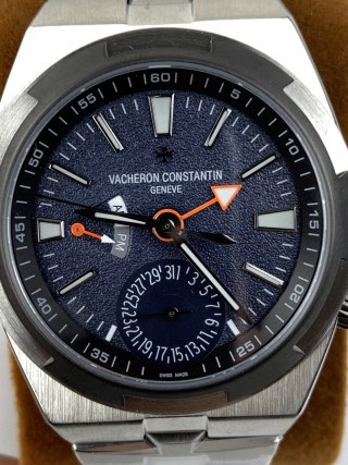 Vacheron Constantin Overseas Dual Time 7900V detail 4