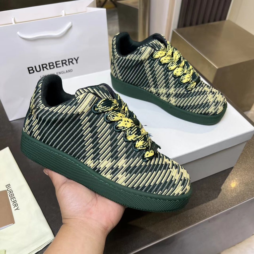 Burberry 2024 Italian-Manufactured Ballistic Nylon Sneakers with Unique Design and Features - 图片 1