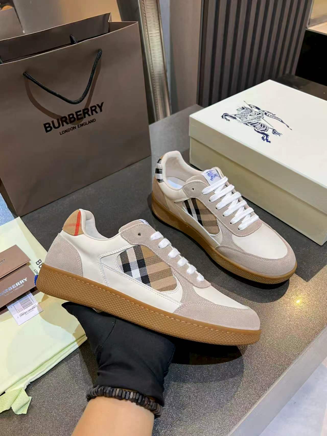 Burberry Vintage Check Panel Low Top Sneakers