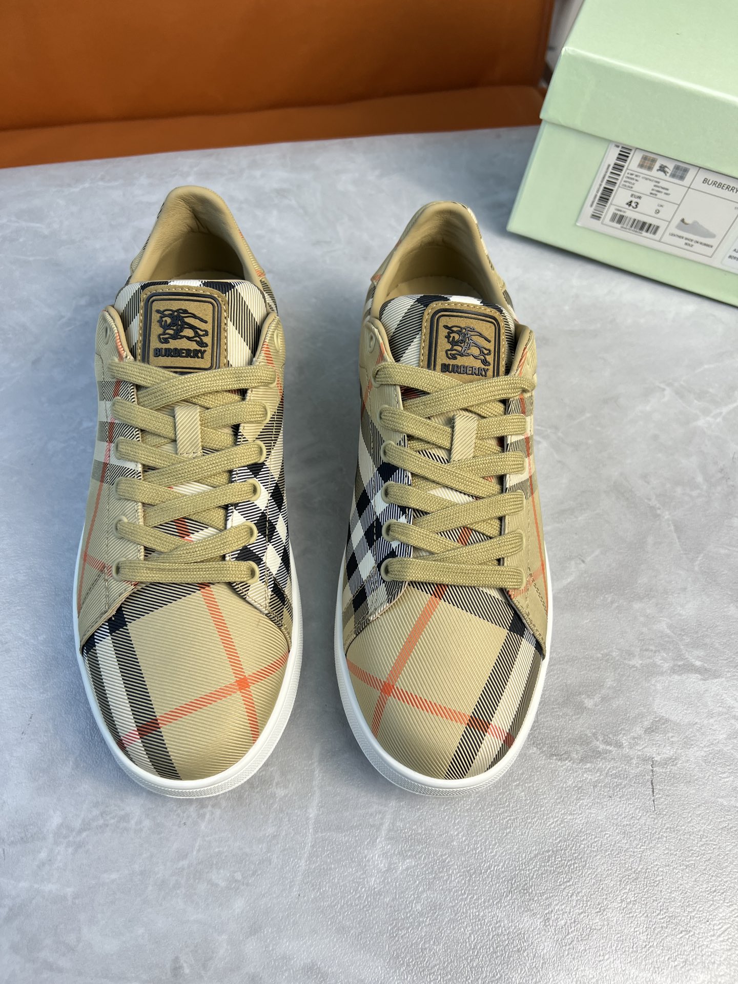 NO:832272,plaid,19860909格纹,,Men's shoes