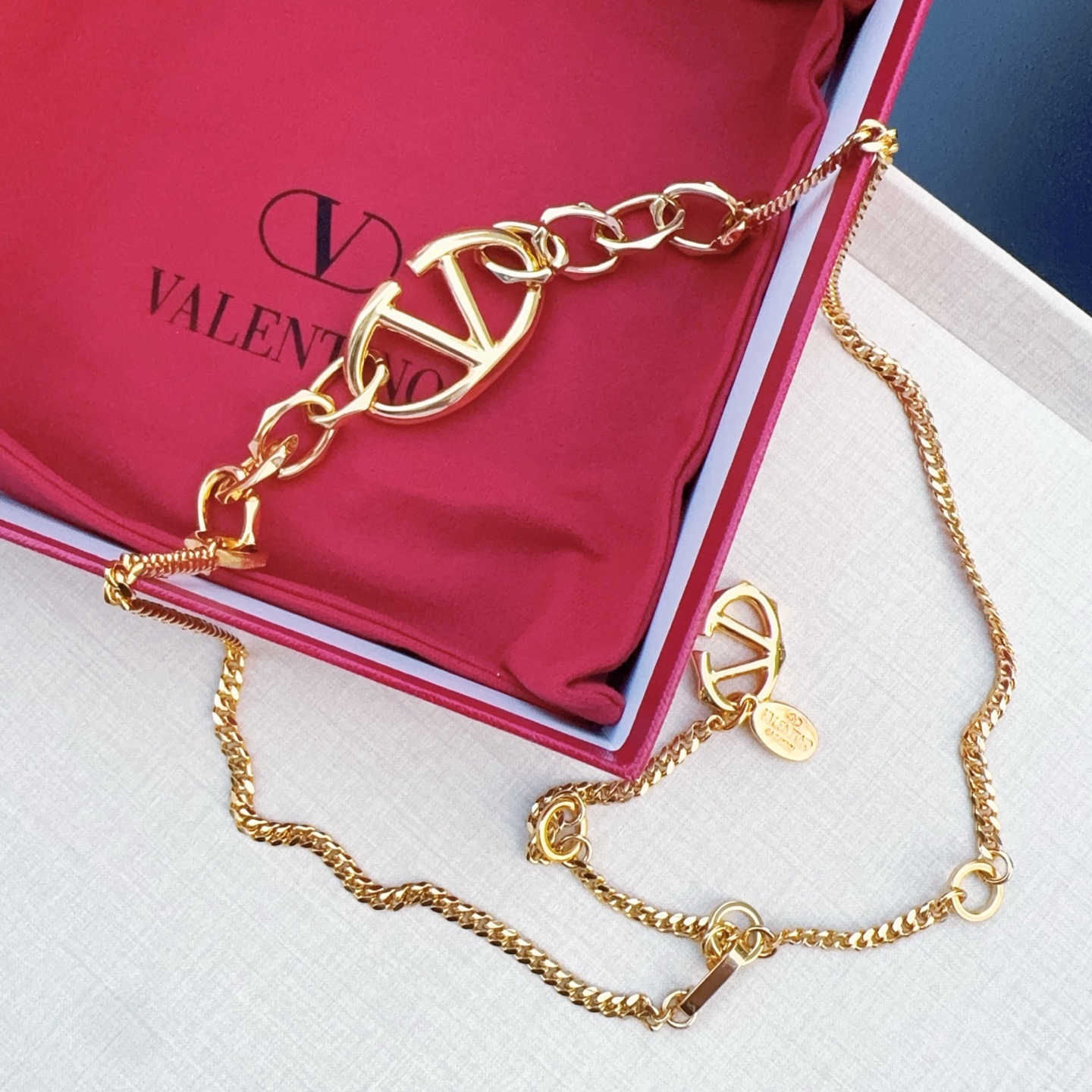 💥💥💥Valentino 华伦天奴 精工纯铜腰链，长度：均码