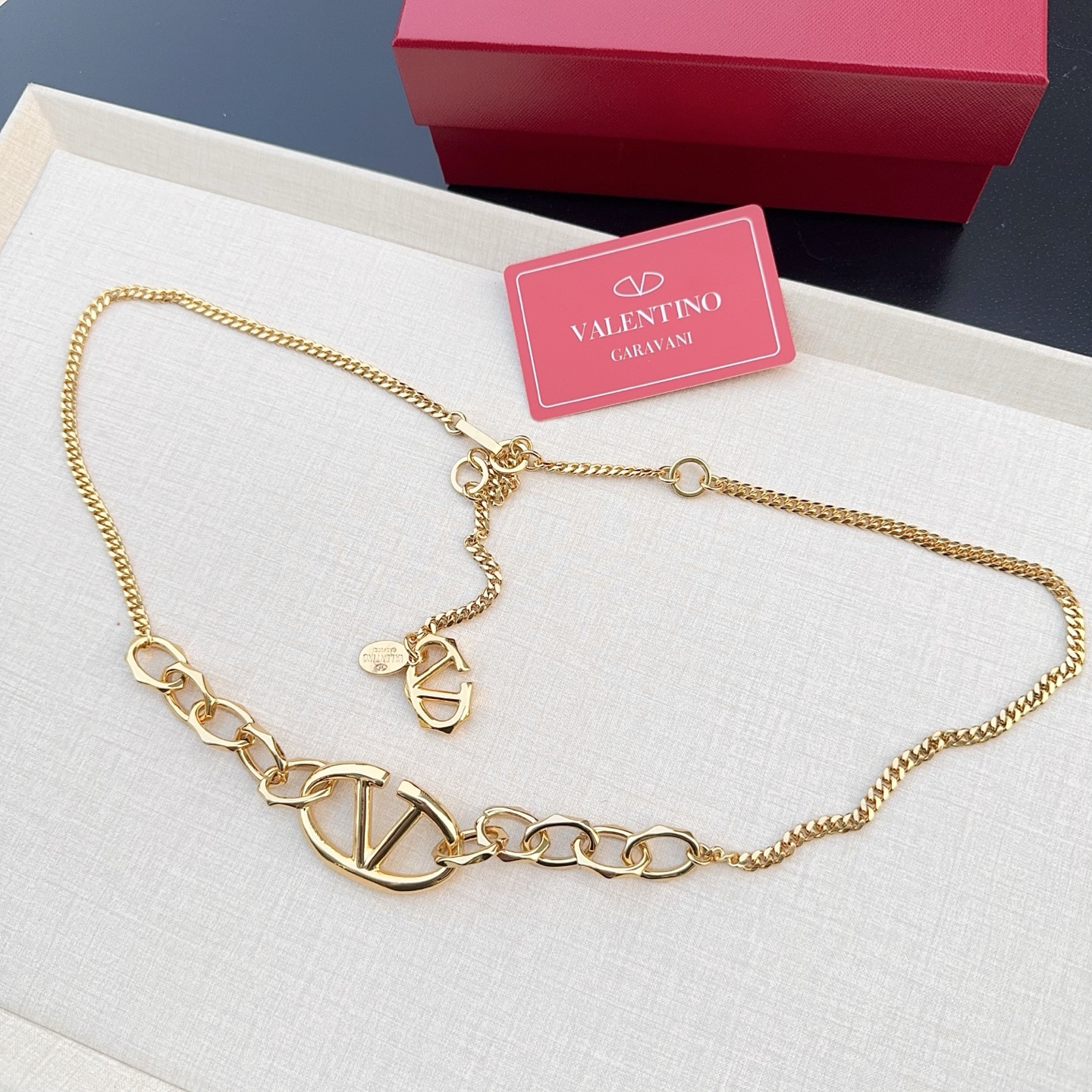 💥💥💥Valentino 华伦天奴 精工纯铜腰链，长度：均码