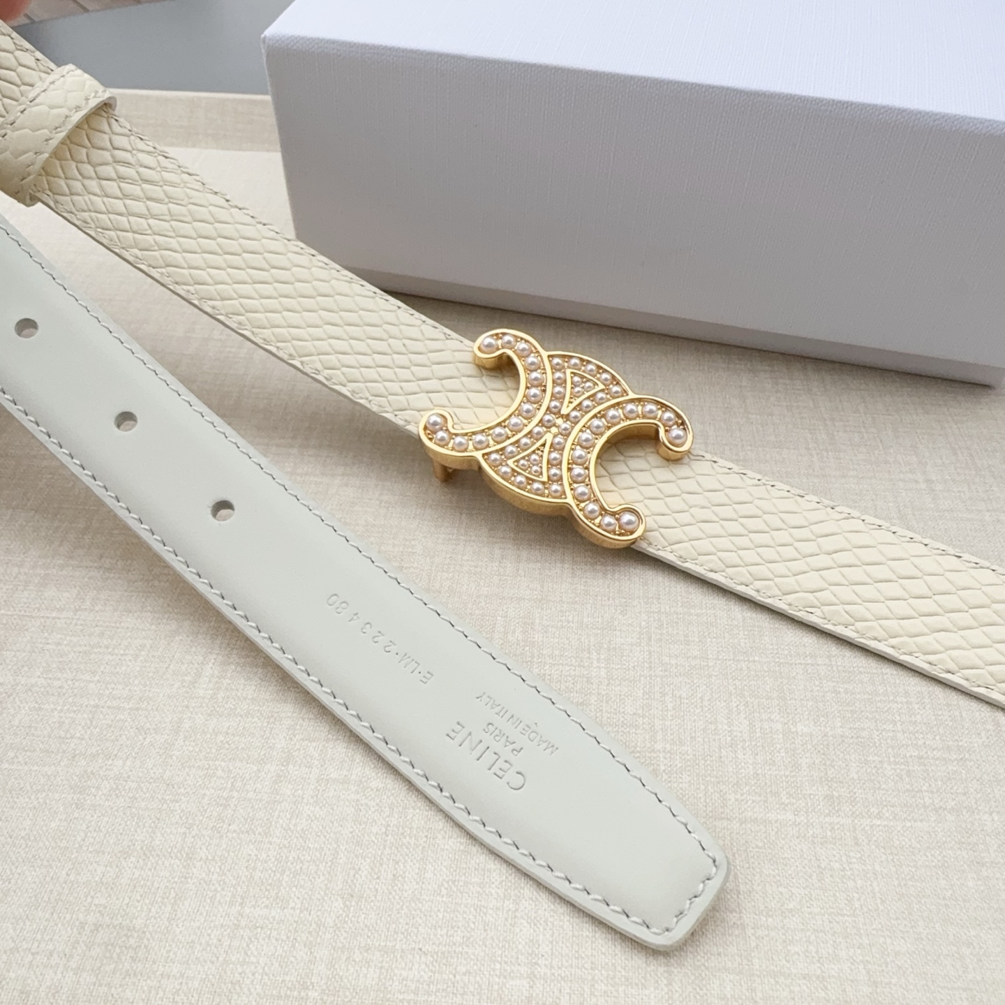 💥💥💥2.5cm赛琳腰带，双面头层牛皮双面可用，长度：75.80.85.90.95.100.欧，纯铜扣配