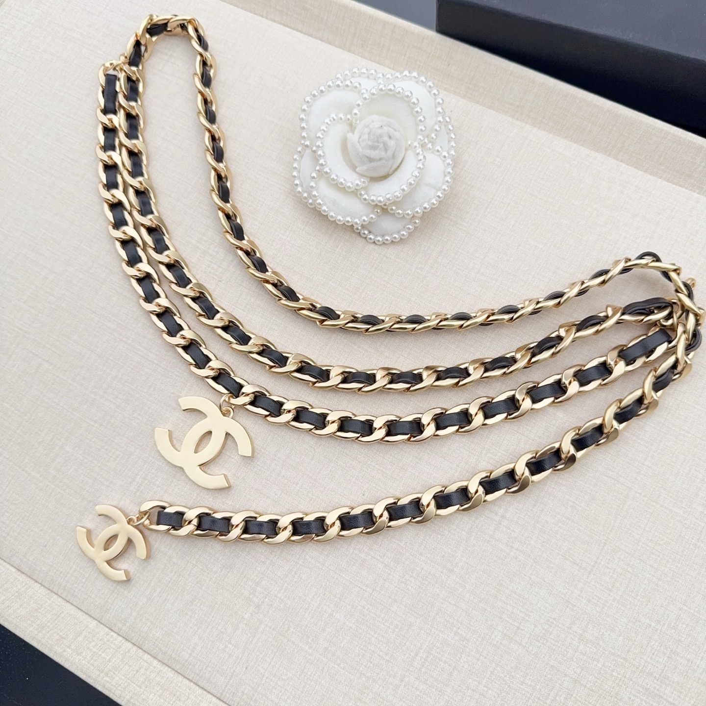 💥💥💥CHANEL 香奈儿、纯铜编织牛皮腰链、经典优雅、时尚百搭，长度：均码，