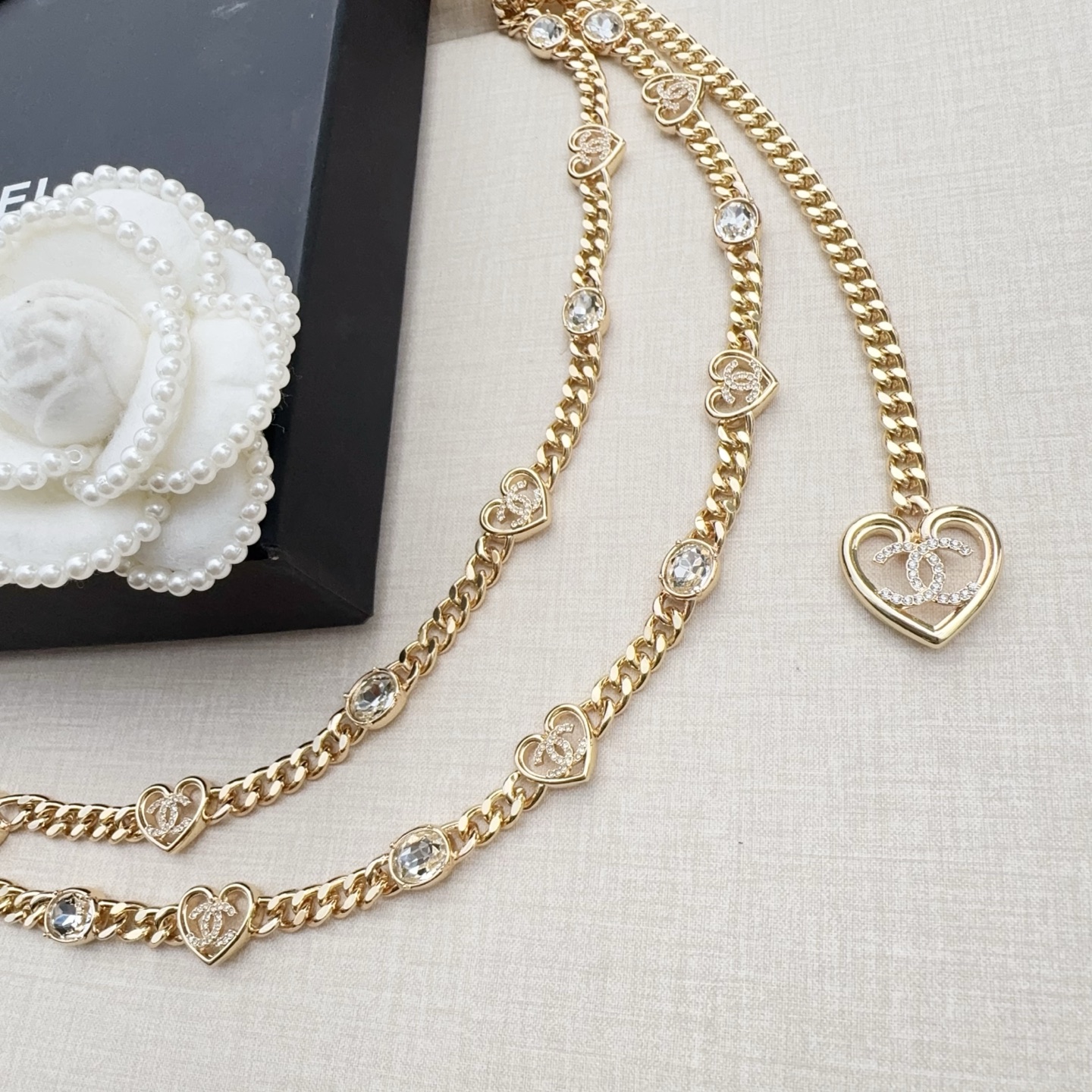 💥💥💥CHANEL 香奈儿 水晶配纯铜腰链、长度：均码，