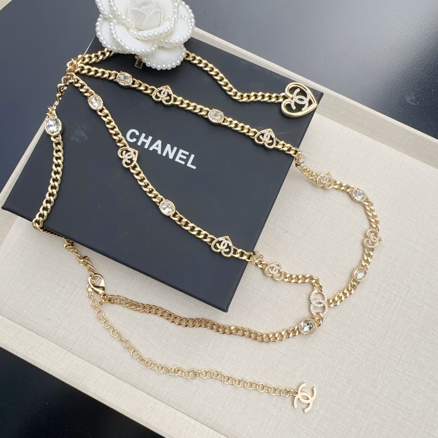 💥💥💥CHANEL 香奈儿 水晶配纯铜腰链、长度：均码，
