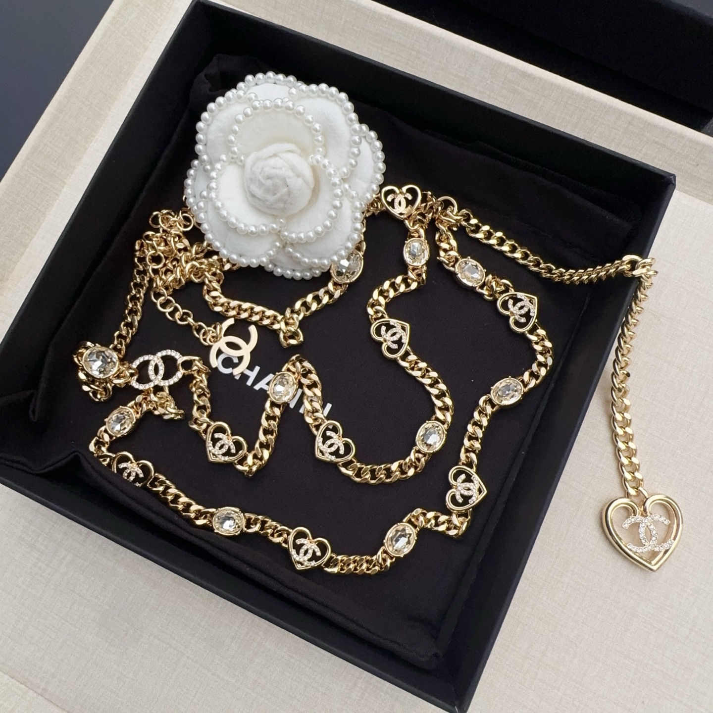 💥💥💥CHANEL 香奈儿 水晶配纯铜腰链、长度：均码，