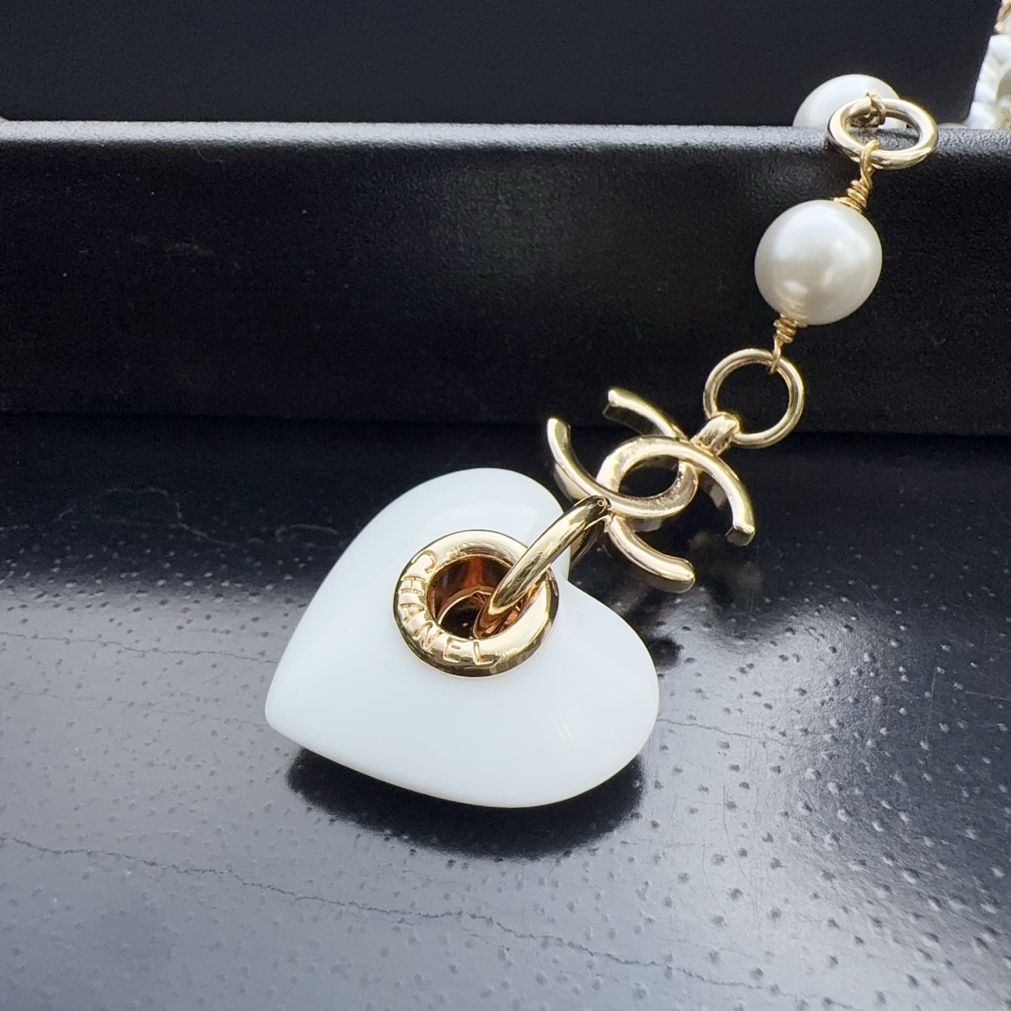 💥💥💥CHANEL 香奈儿 珍珠配纯铜腰链、长度：均码，