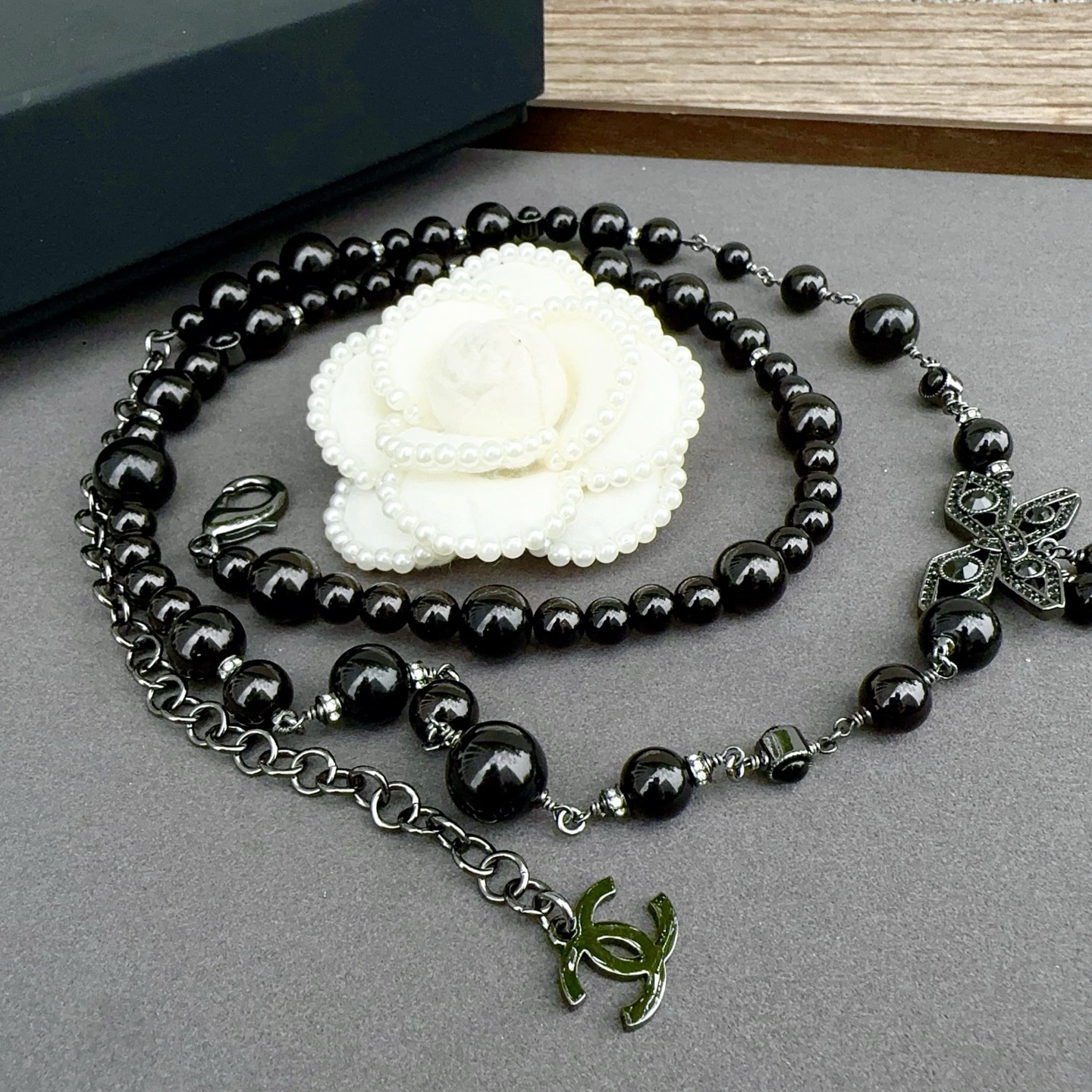 CHANEL 香奈儿 珍珠纯手工制作铜腰链 长度：均码，