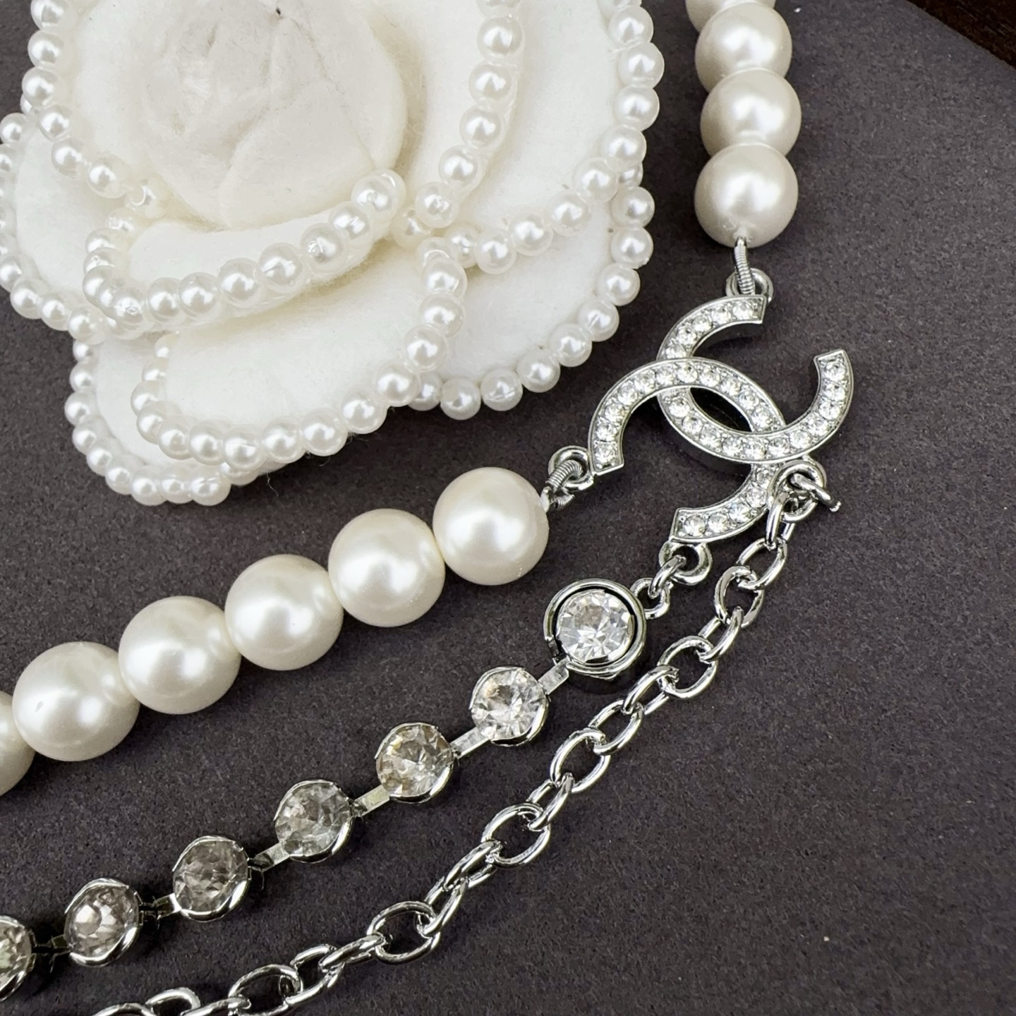 CHANEL 香奈儿 珍珠纯手工制作铜腰链 长度：均码，