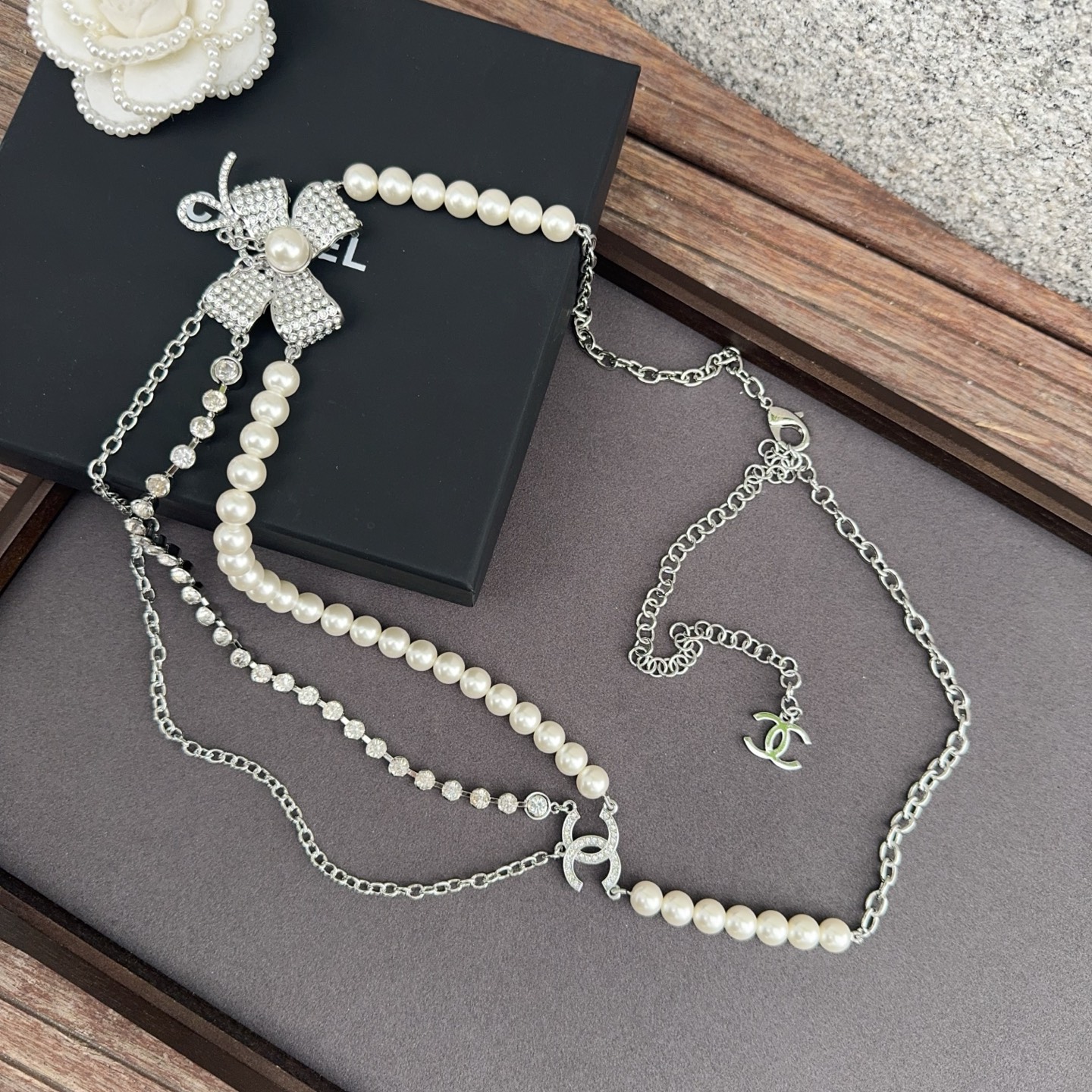 CHANEL 香奈儿 珍珠纯手工制作铜腰链 长度：均码，